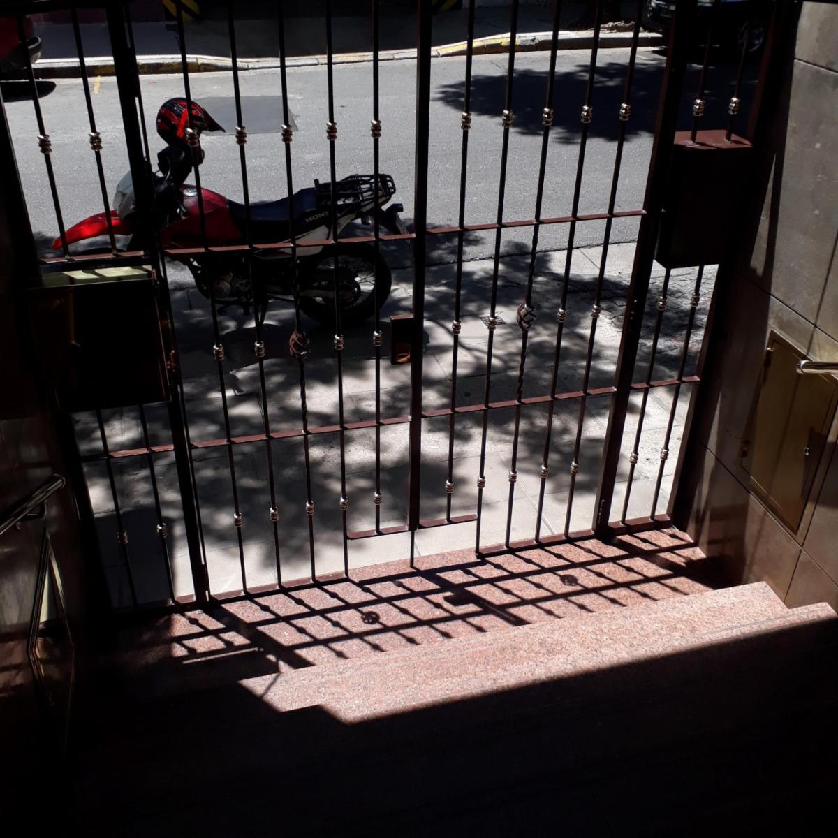 DEPARTAMENTO 3 AMBIENTES CON BALCONES AL FRENTE