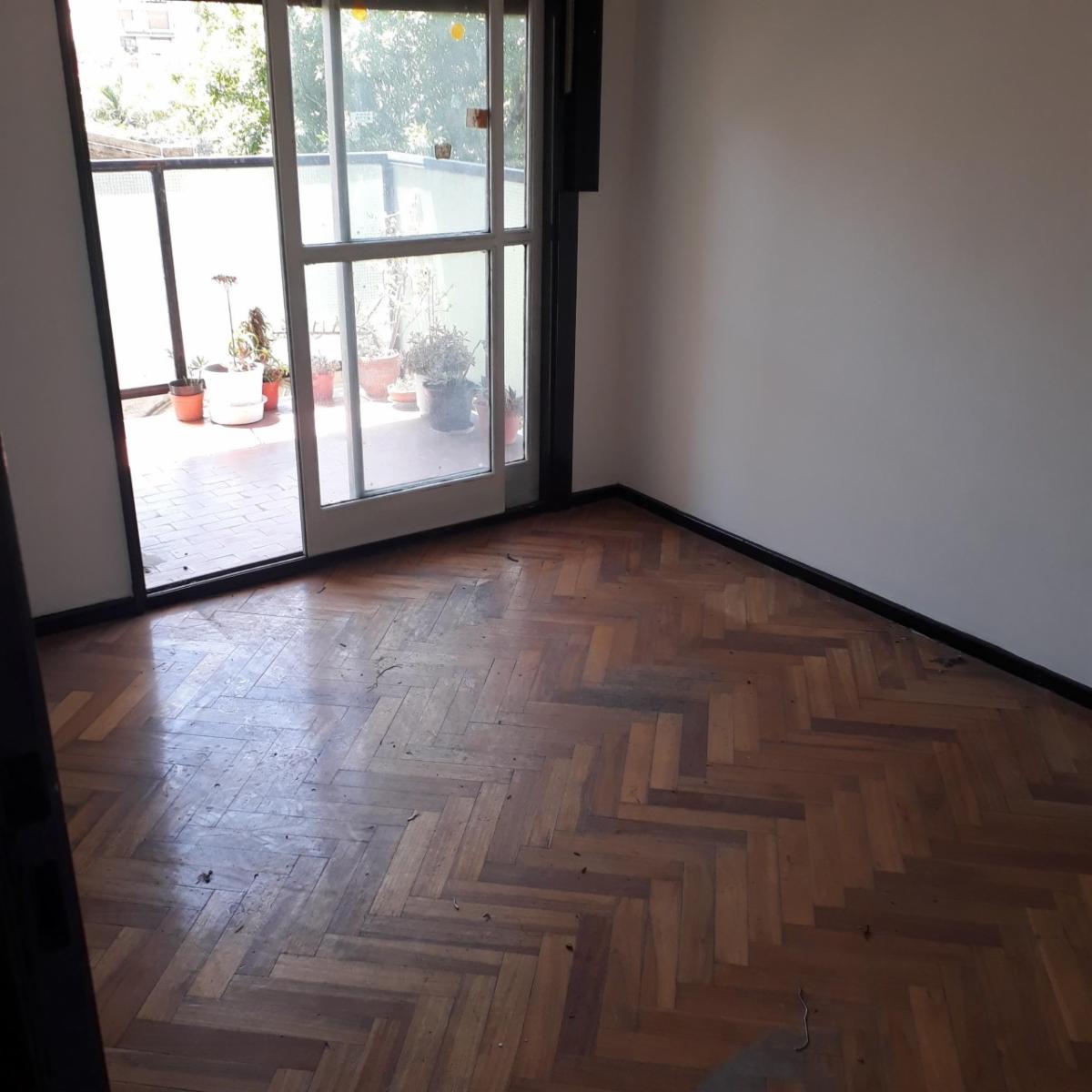 DEPARTAMENTO 3 AMBIENTES CON BALCONES AL FRENTE - 2