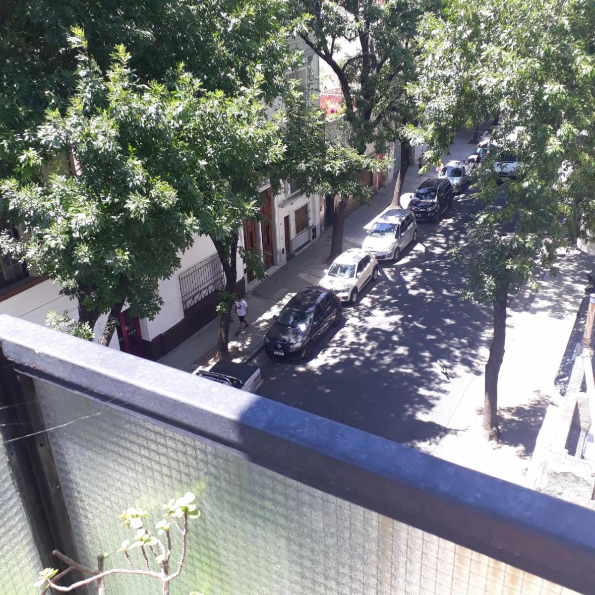 DEPARTAMENTO 3 AMBIENTES CON BALCONES AL FRENTE - 4