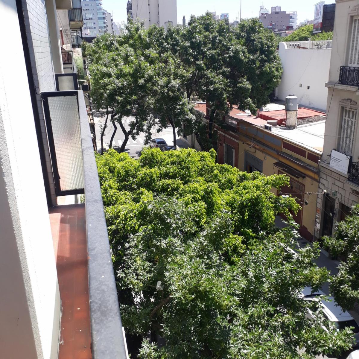 DEPARTAMENTO 3 AMBIENTES CON BALCONES AL FRENTE - 5