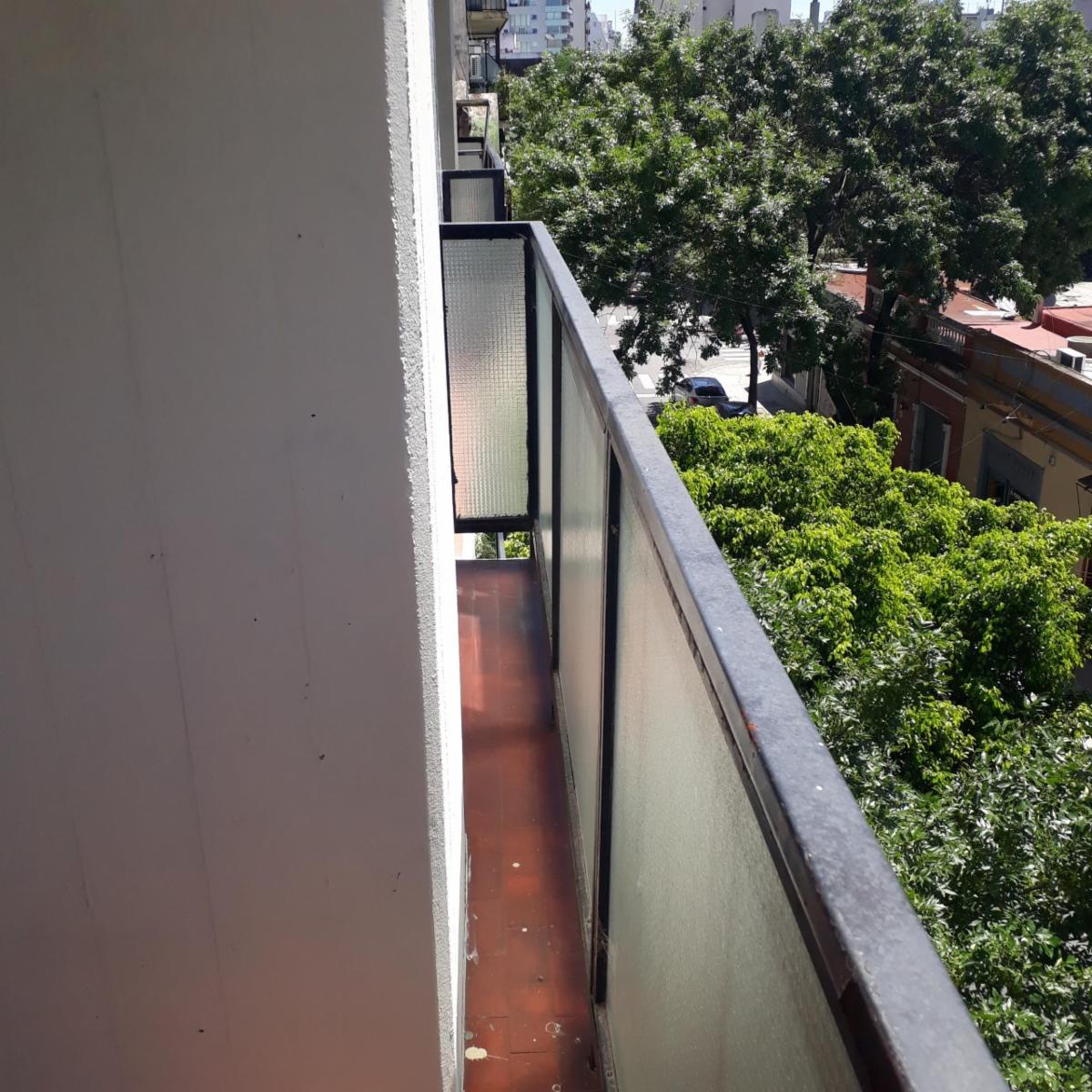 DEPARTAMENTO 3 AMBIENTES CON BALCONES AL FRENTE - 7