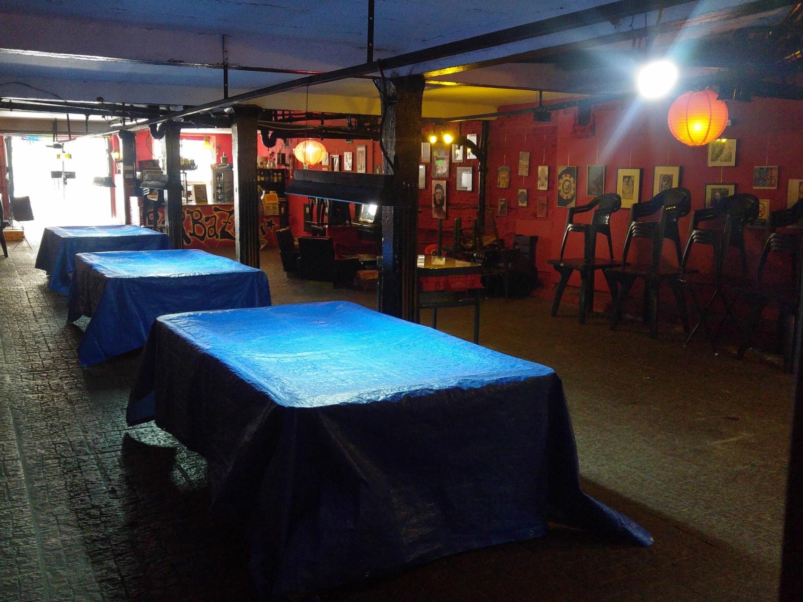 EXELENTE LOCAL COMERCIAL EN CASCO HISTORICO - 11