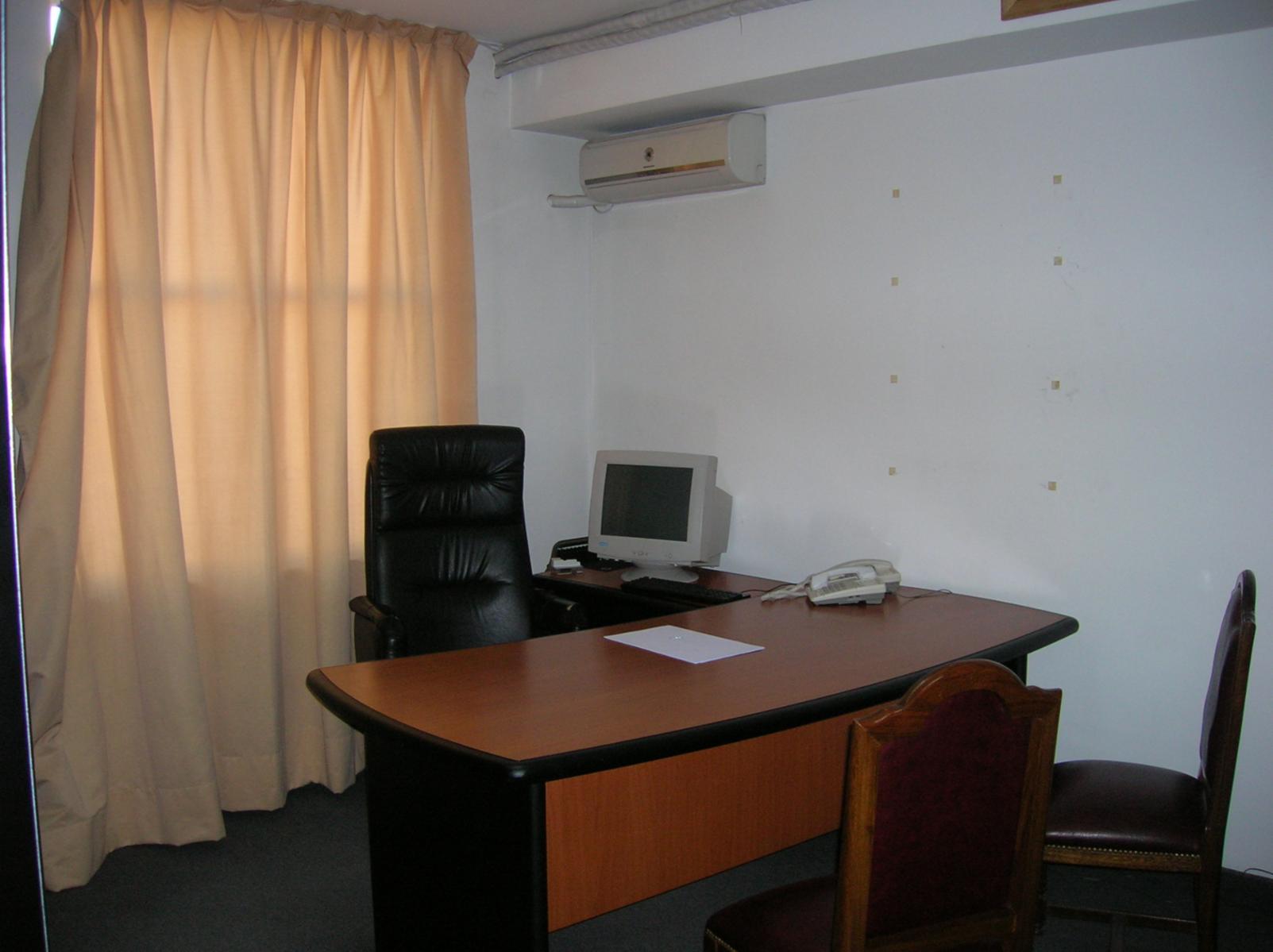 OFICINAS 95 M2 DIAGONAL JULIO A. ROCA 584 — foto 3