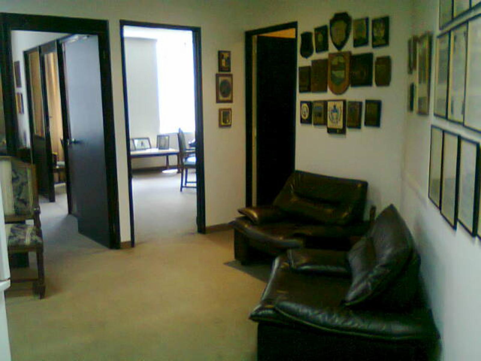 PISO DE EXCELENTES OFICINAS SOBRE DIAGONAL SUR — foto 5