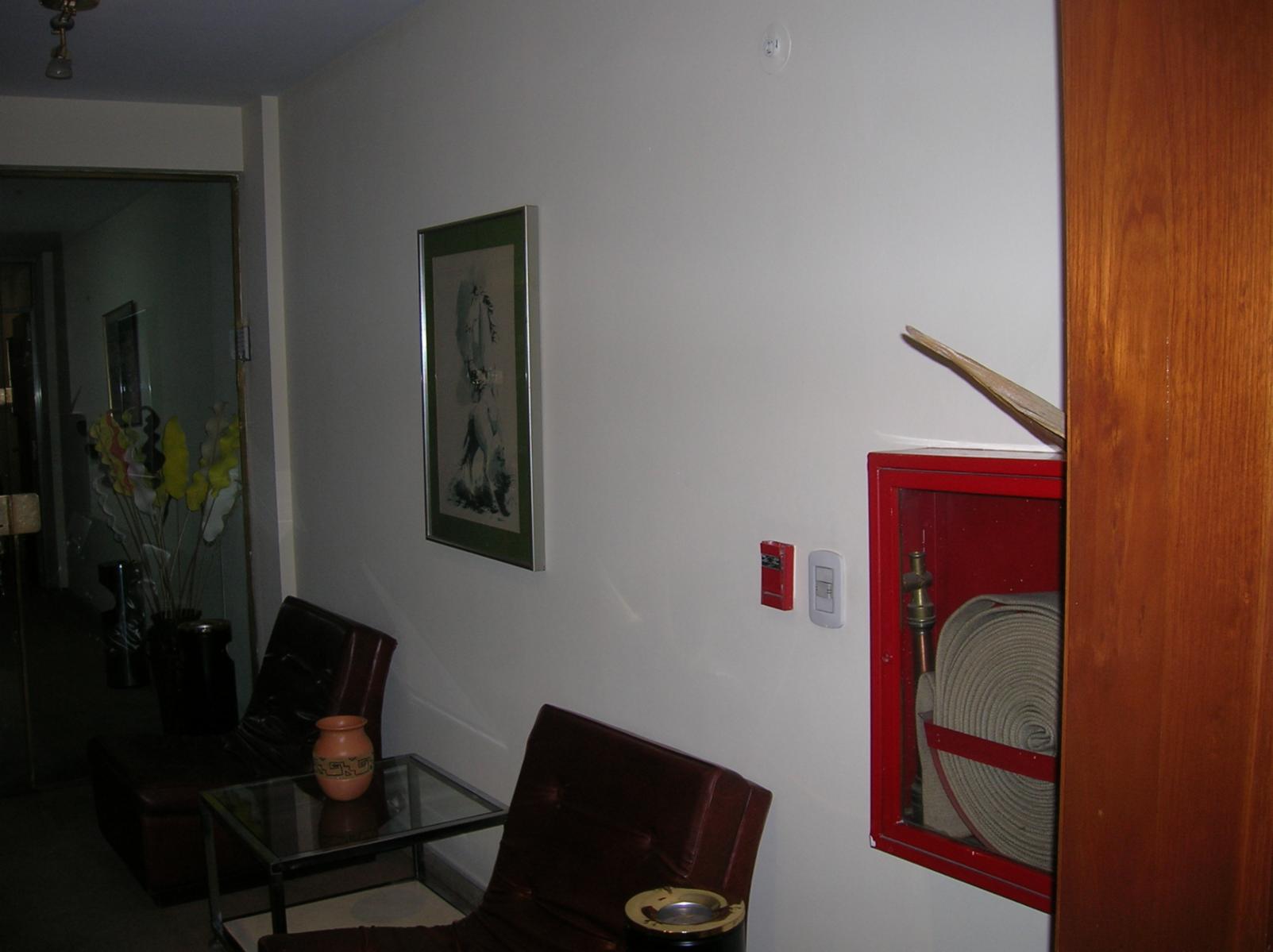 MUY BUENAS OFICINAS EN SEMIPISO DE 130 M2 SOBE AV. 9 DE JULIO - 4
