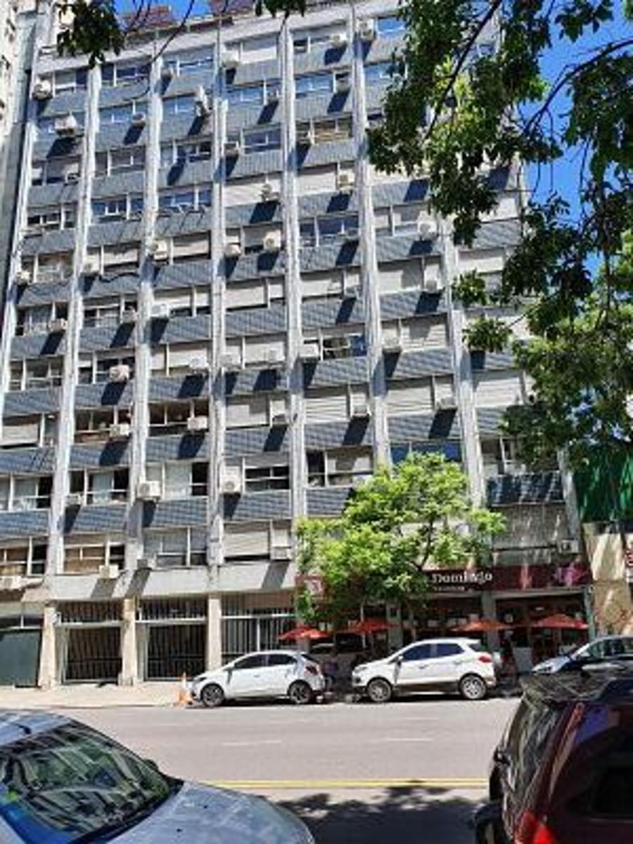 OFICINA de 30 M2 sobre AVDA. BELGRANO 634 - 1