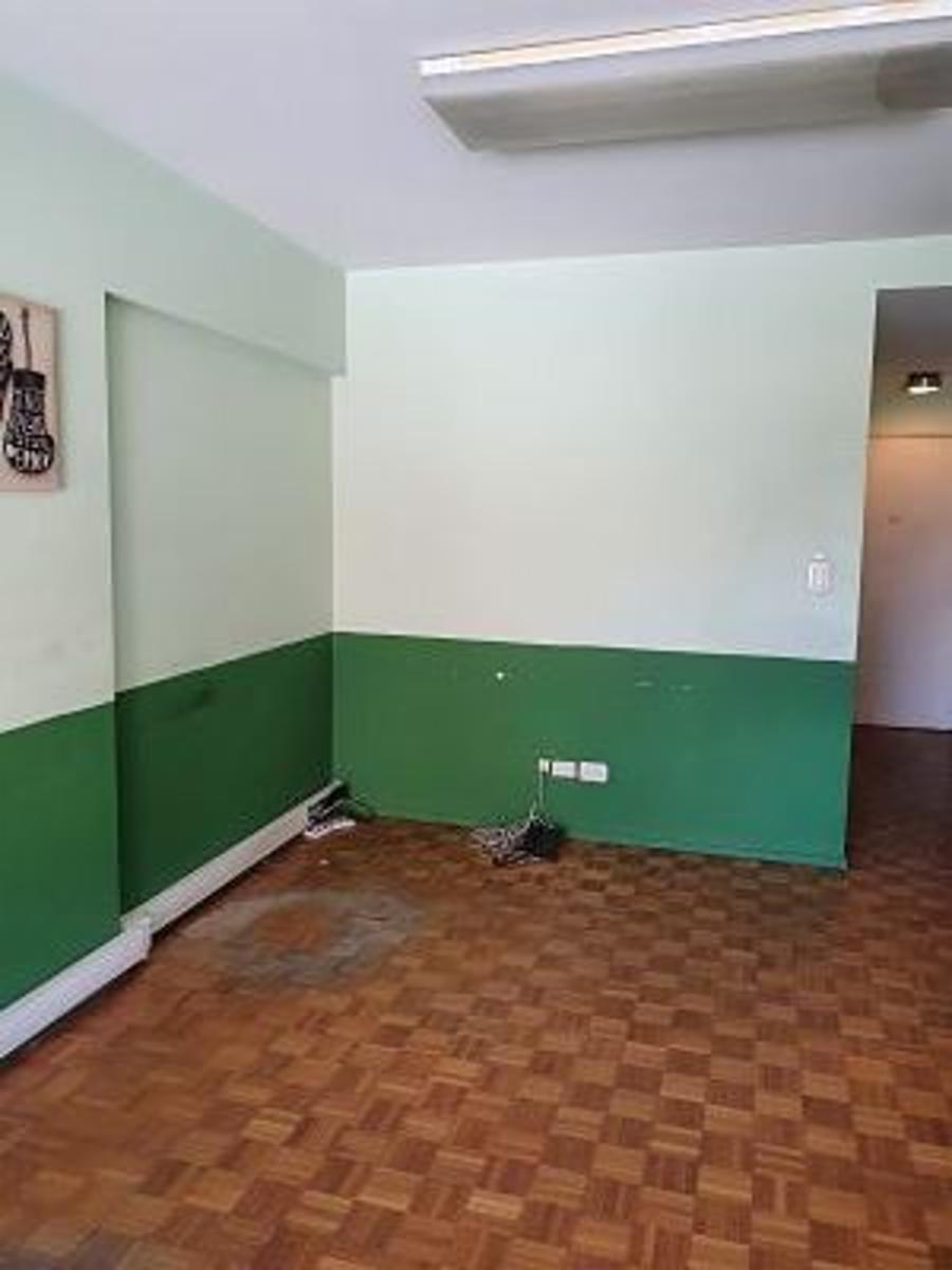 OFICINA de 30 M2 sobre AVDA. BELGRANO 634 - 4