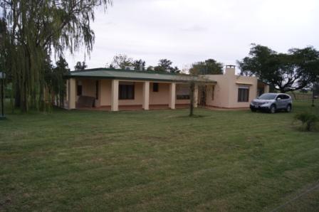 CAMPO 7000 HECTAREAS – MONTE BAJO – CON 400 HECTAREAS SOBRE LAGUNA LA AMARGA - 3