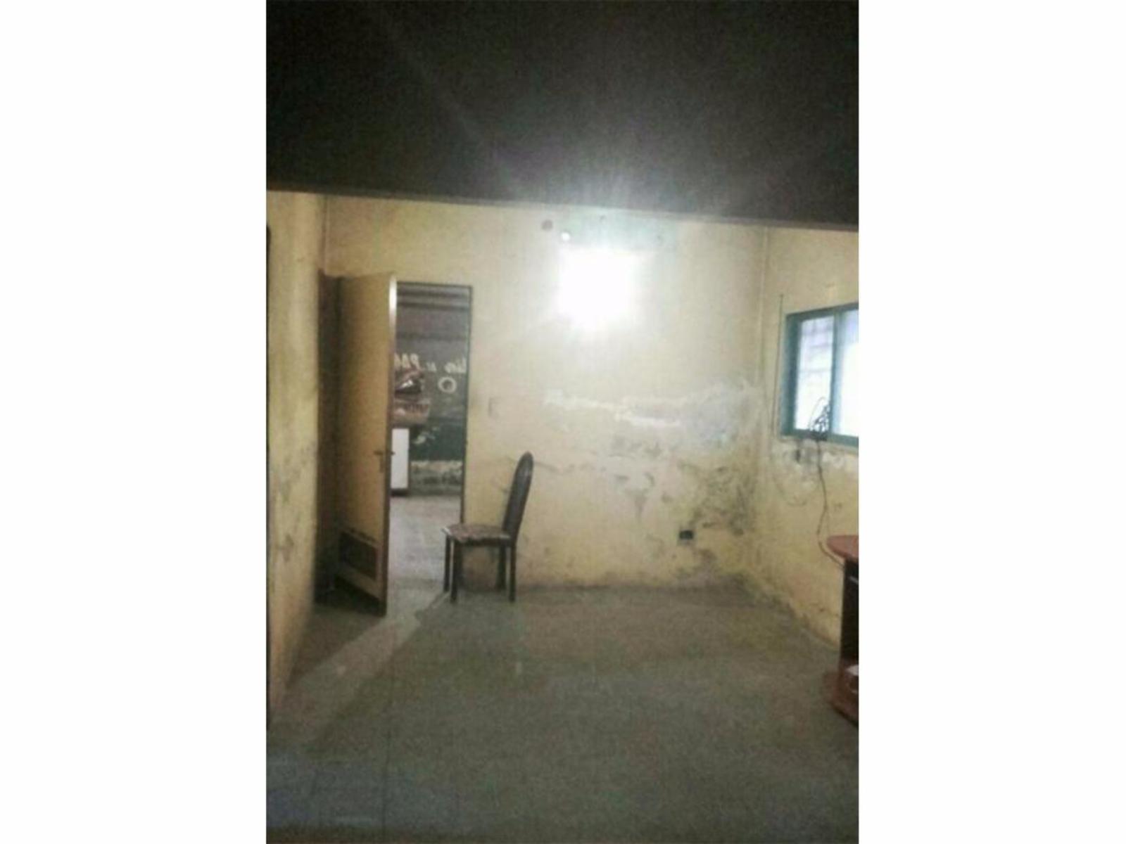 casa con local al frente a reciclar, CALLE SANTA ANA TEMPERLEY — foto 3