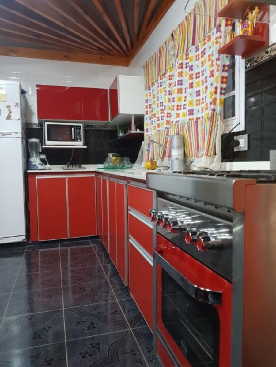 ASUNCIÓN AL 600, TEMPERLEY — foto 6