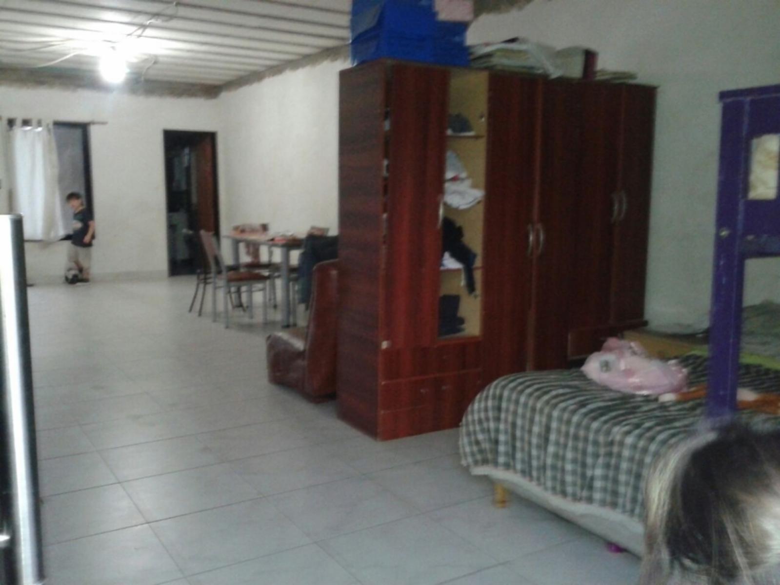 Casa Banfield este, BARILARI 2132 — foto 4