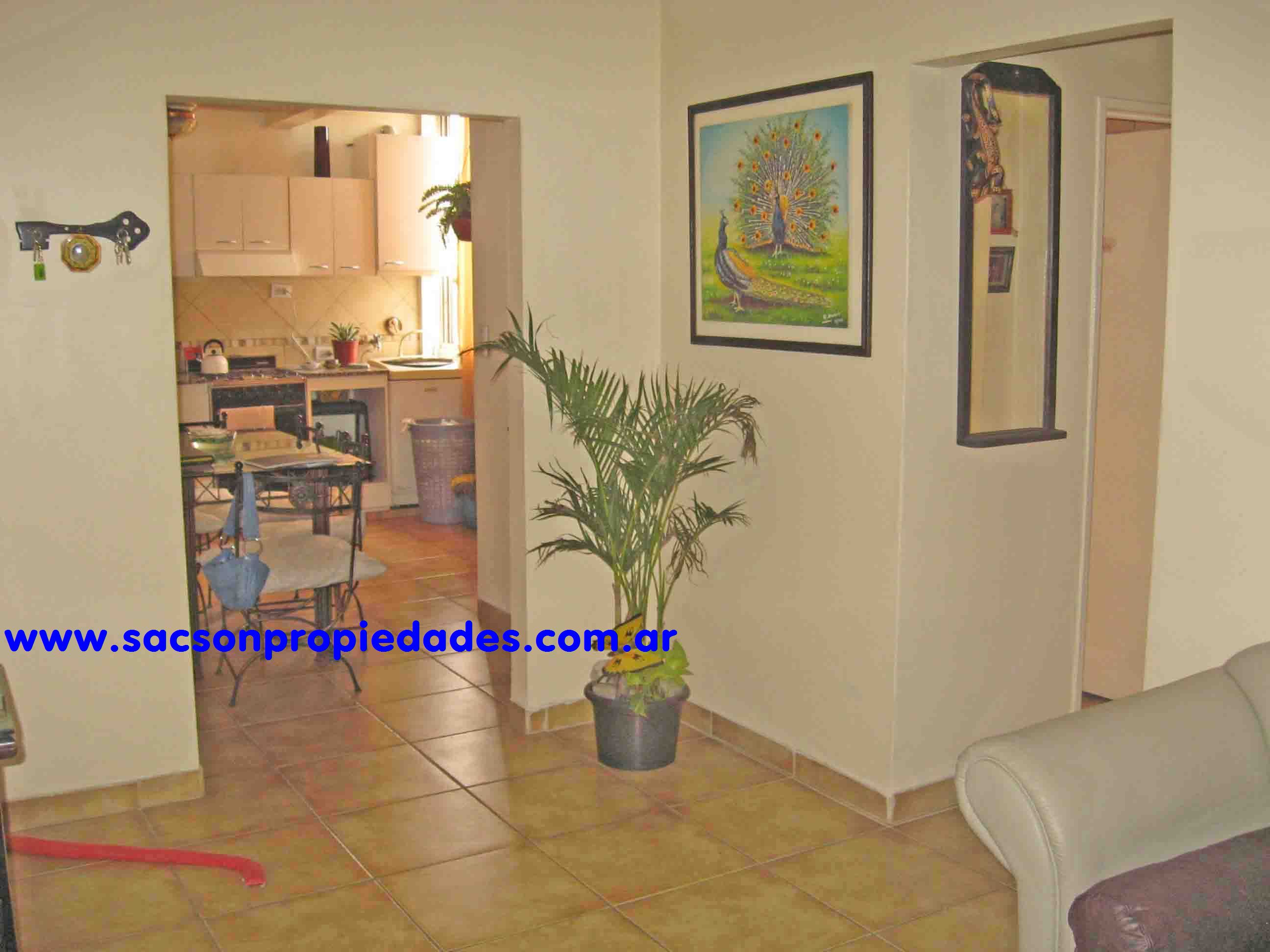 V98 Haedo Venta Departamento 3 amb.al frente A metros Av. Rivadavia — foto 3