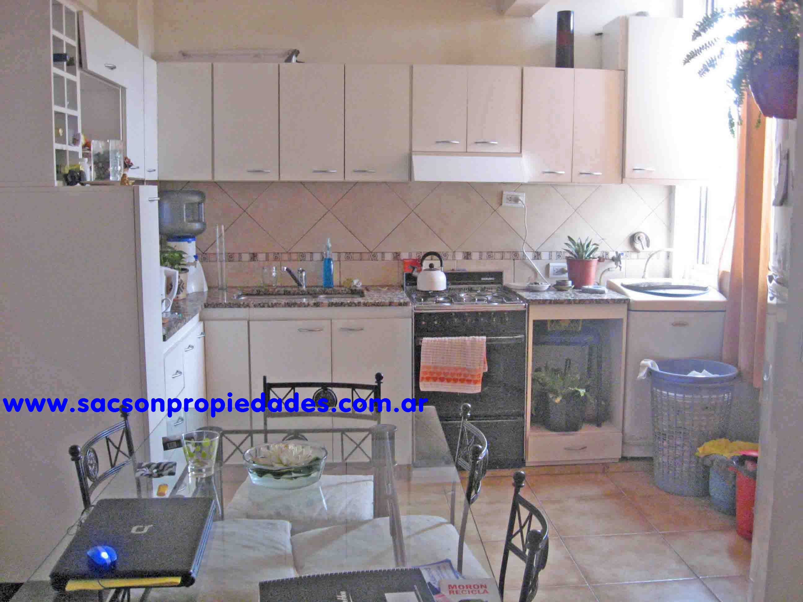 V98 Haedo Venta Departamento 3 amb.al frente A metros Av. Rivadavia — foto 4