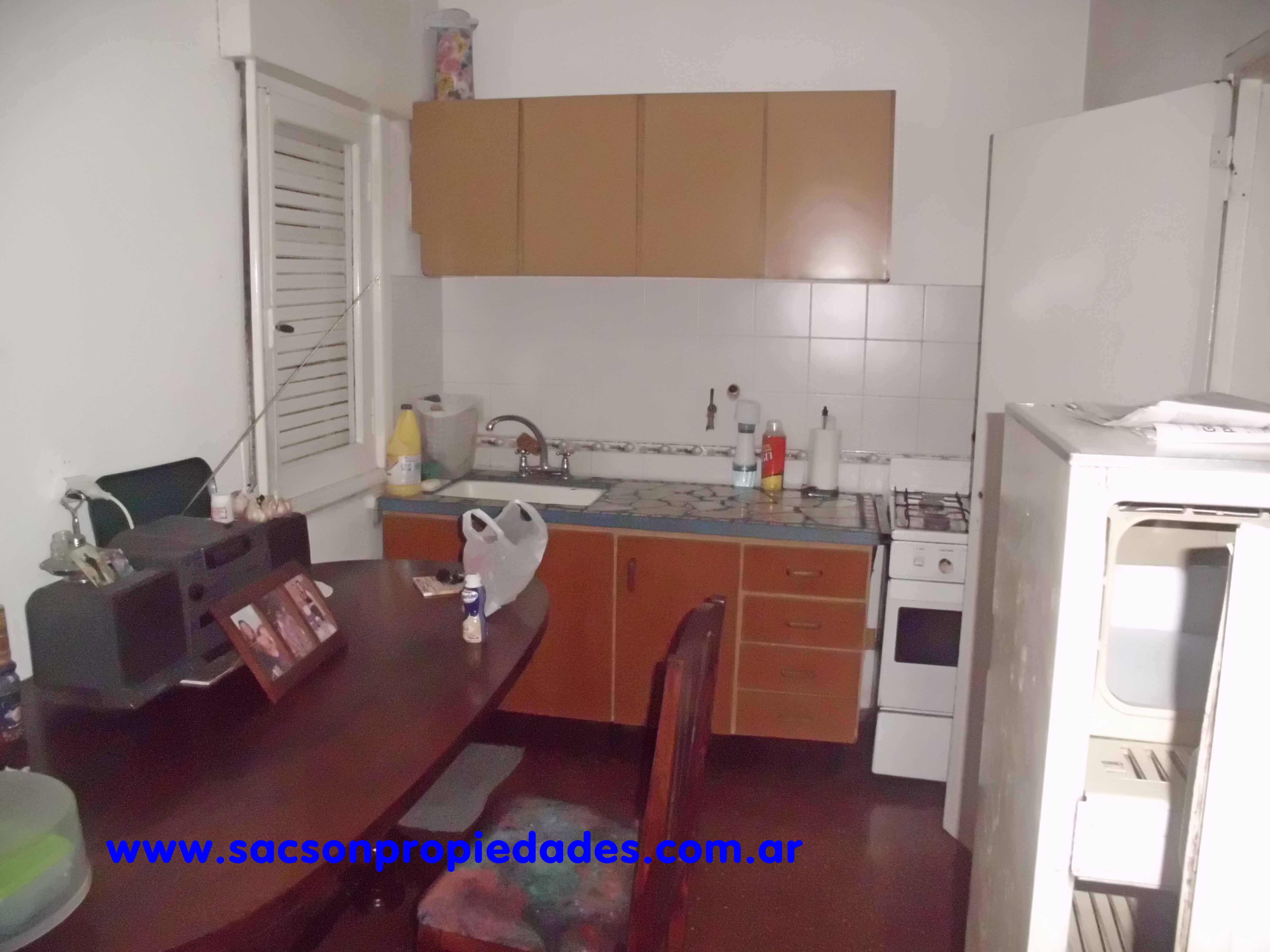 V470 Villa Luzuriaga Venta Casa 3 amb.+ local o departamento — foto 3
