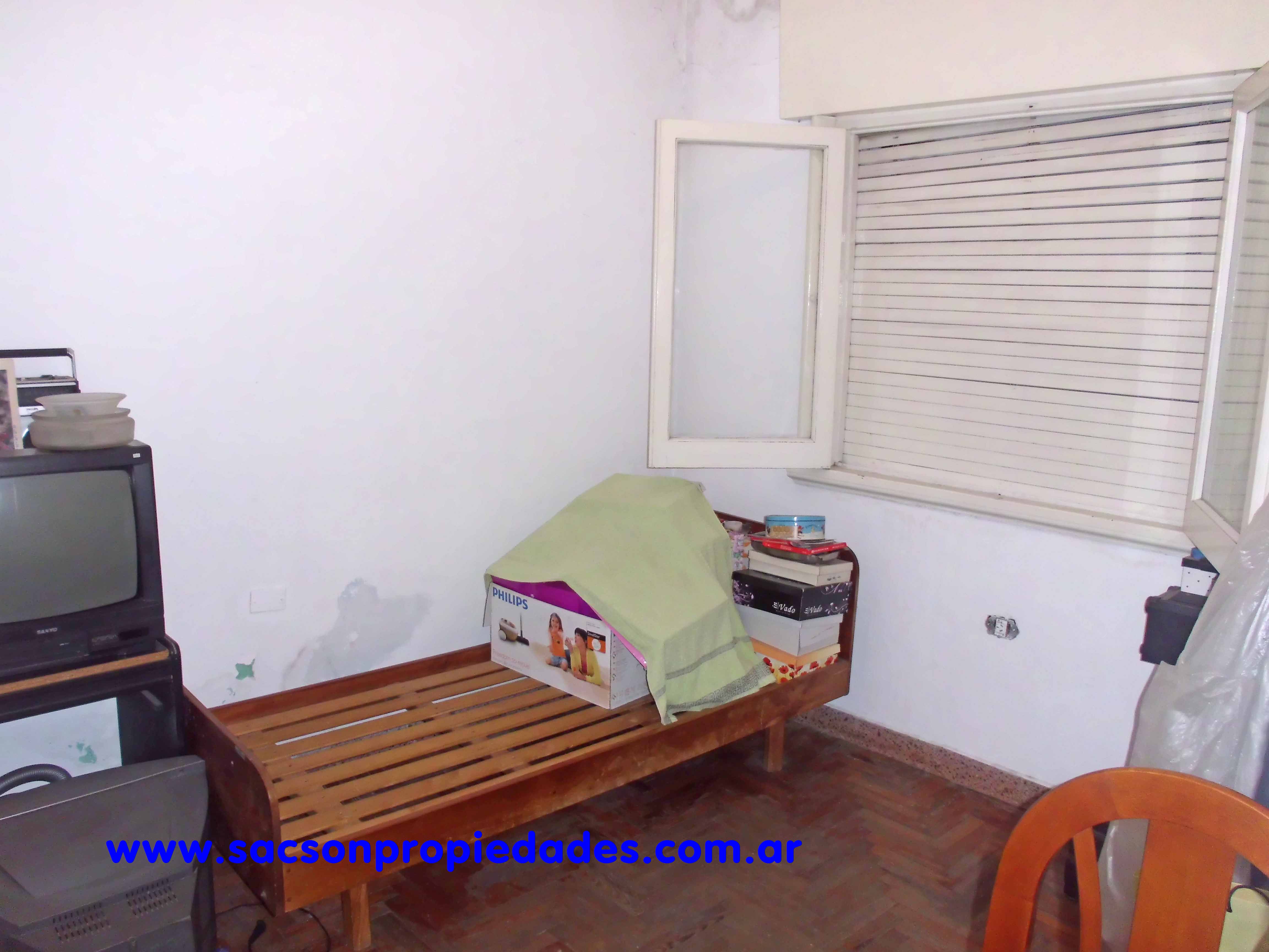 V470 Villa Luzuriaga Venta Casa 3 amb.+ local o departamento — foto 4