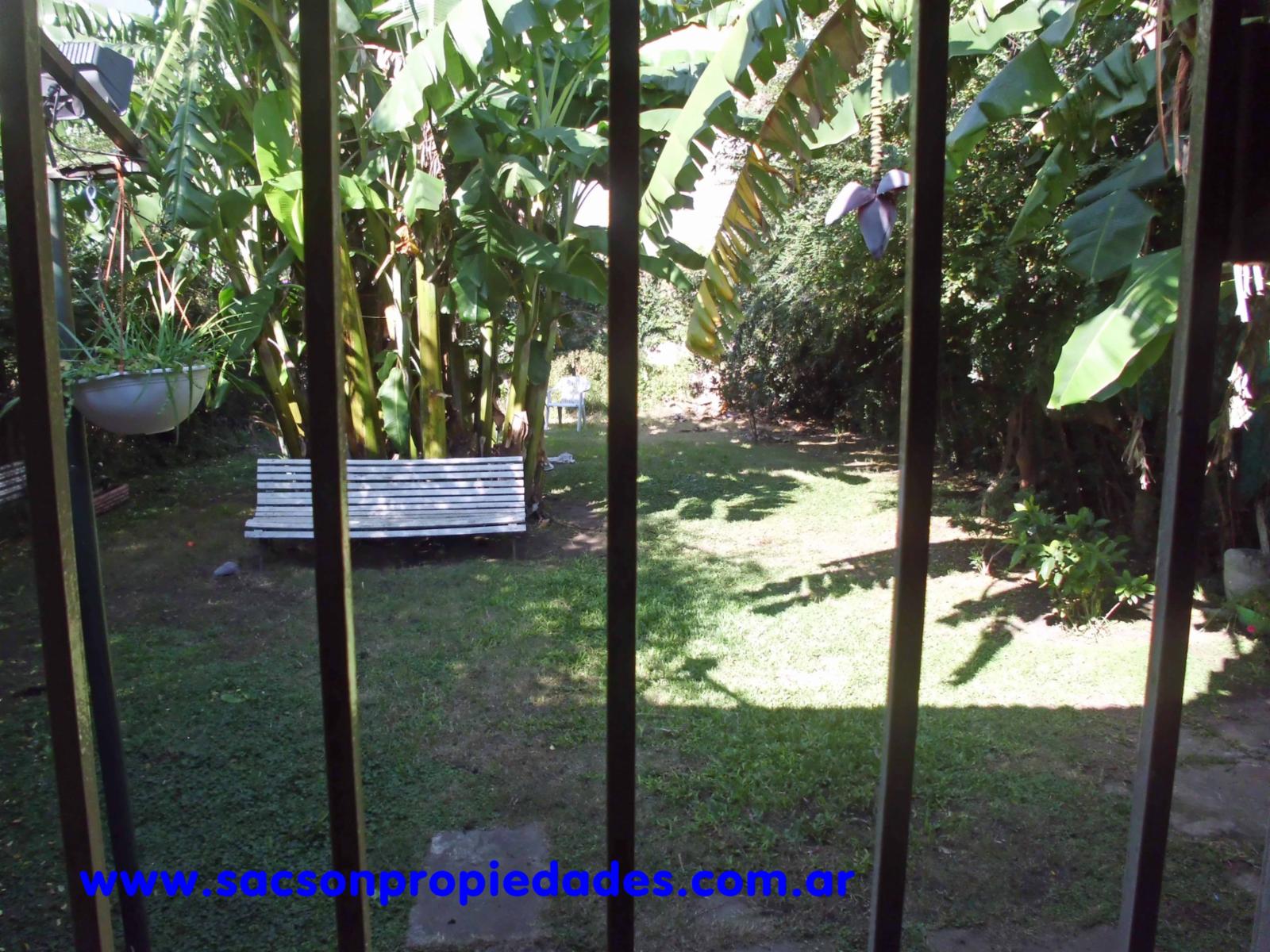 V472 Villa Luzuriaga Venta Casa 4 amb. con amplio fondo — foto 6