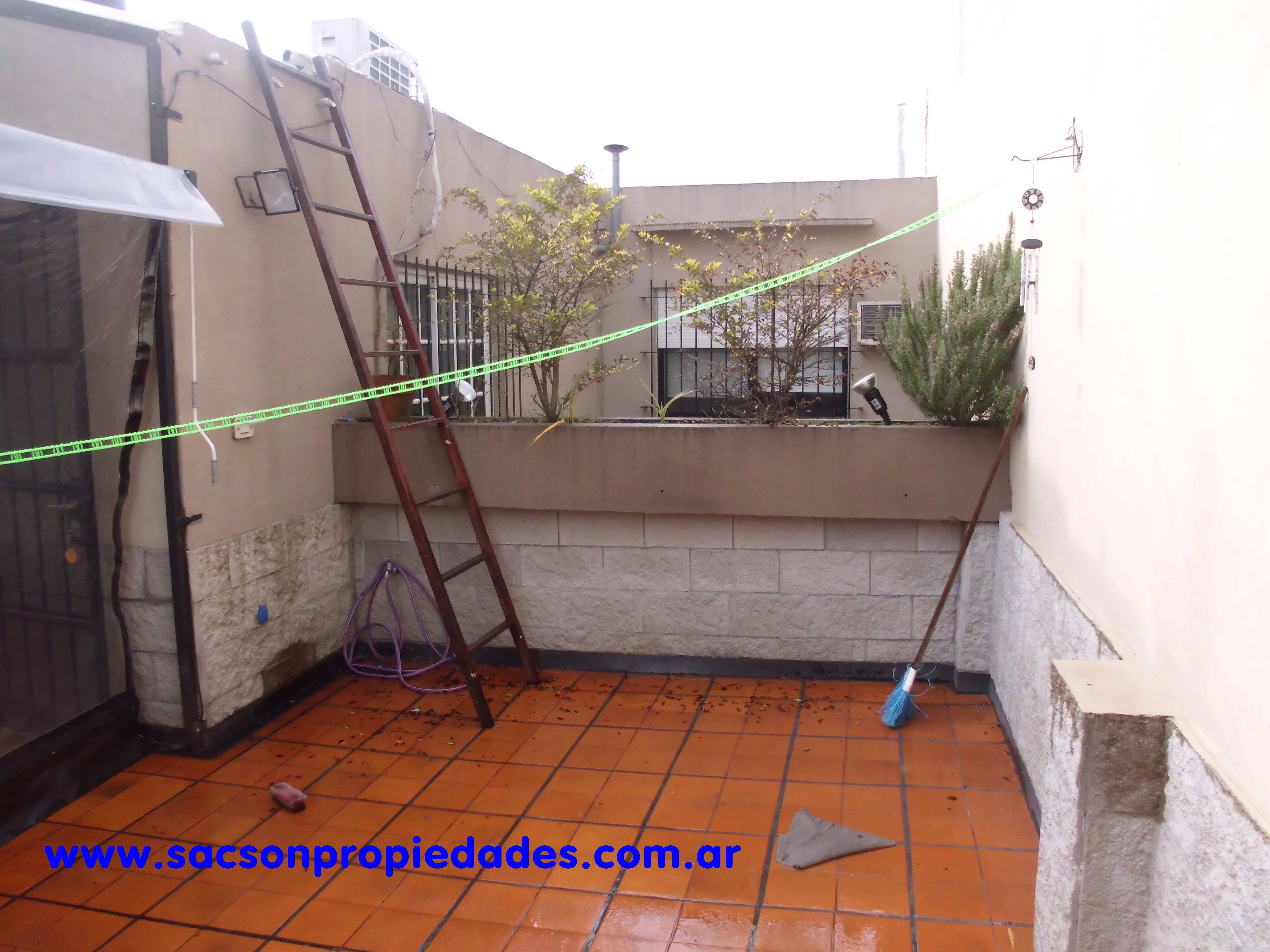 V482 Ramos Mejia Venta amplio PH 4 amb. con patio, piscina y parrilla — foto 12