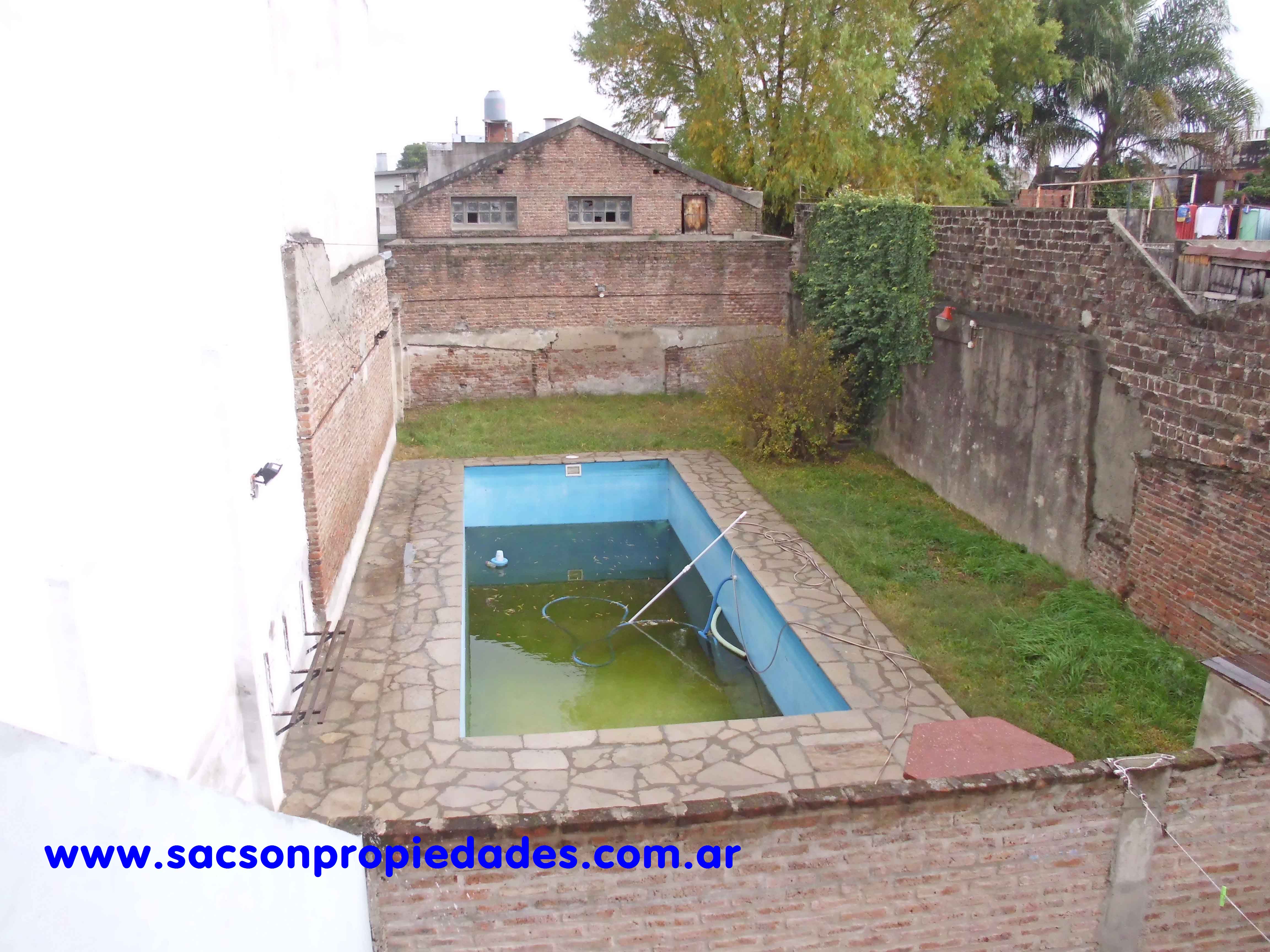 V482 Ramos Mejia Venta amplio PH 4 amb. con patio, piscina y parrilla — foto 13