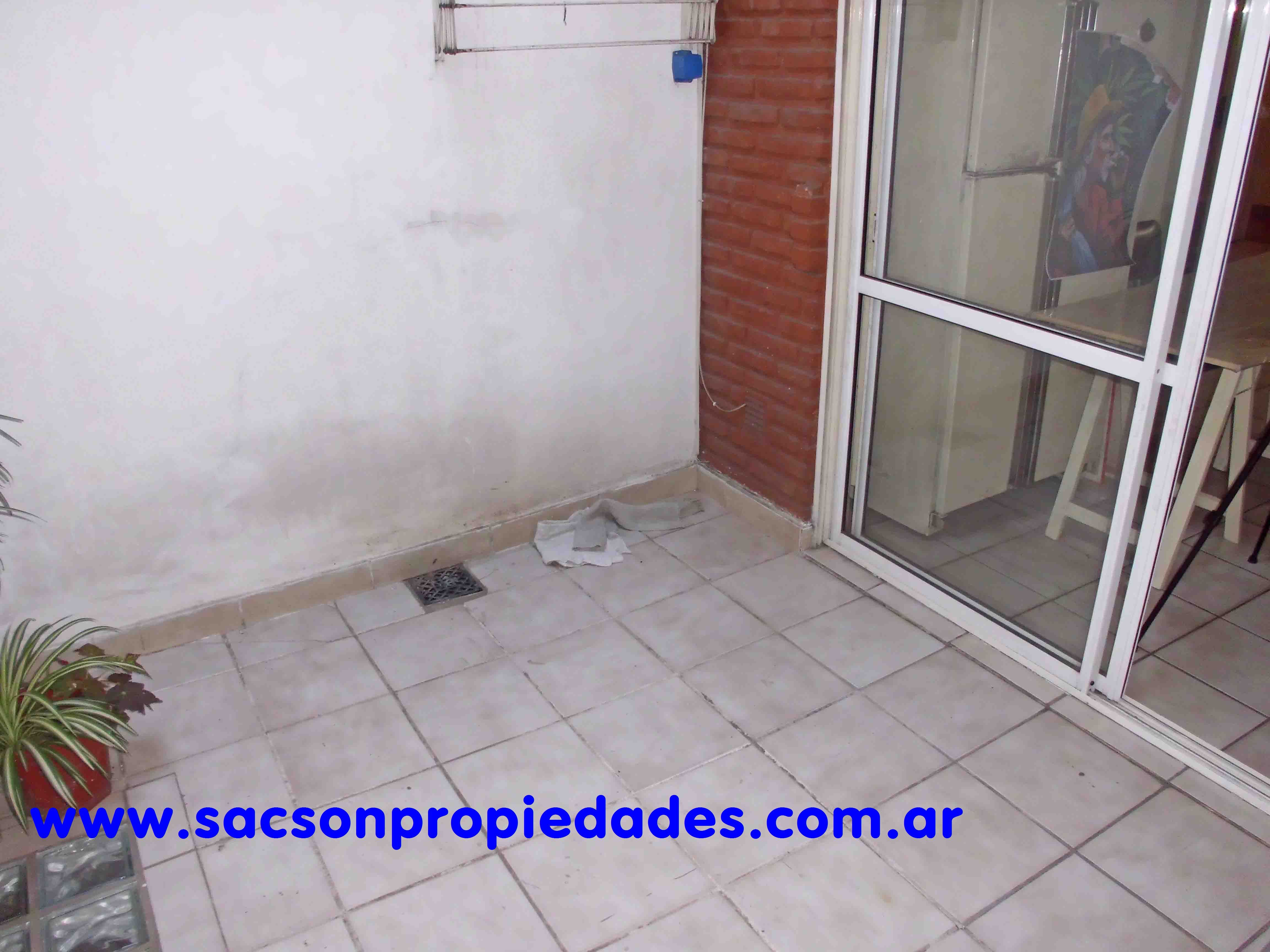V500 Ramos Mejia Venta Departamento 1 amb, con patio — foto 7
