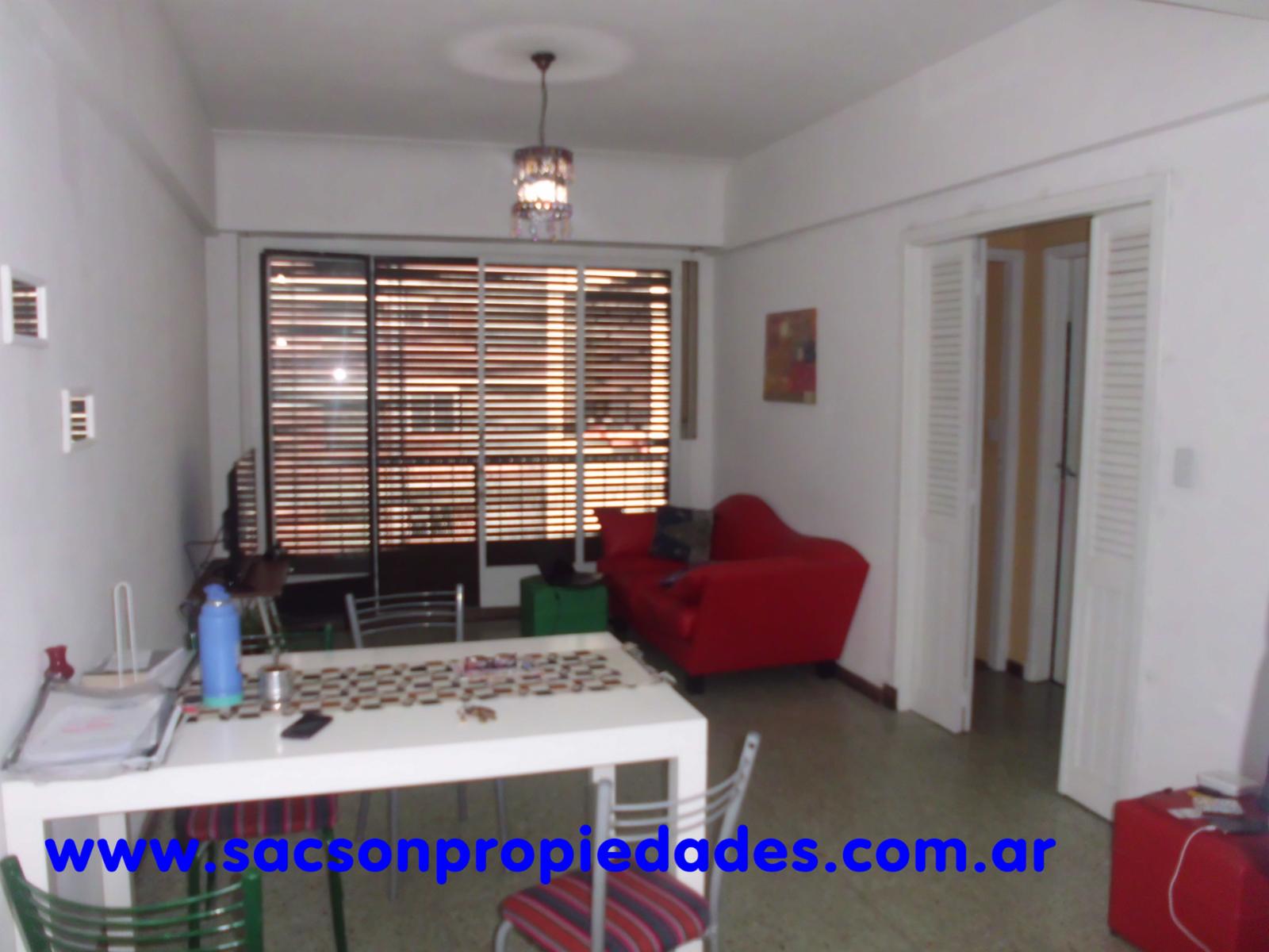 V574 Ramos Mejia Venta Departamento 3 amb. frente a Estacion