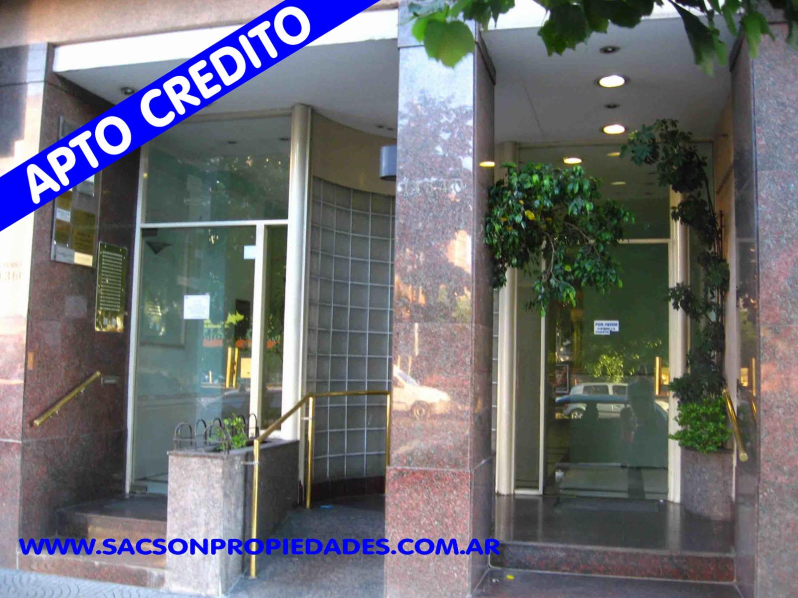 V578 Ramos Mejia Departamento 1 amb. Amplio sobre Av. Rivadavia Oportunidad — foto 11