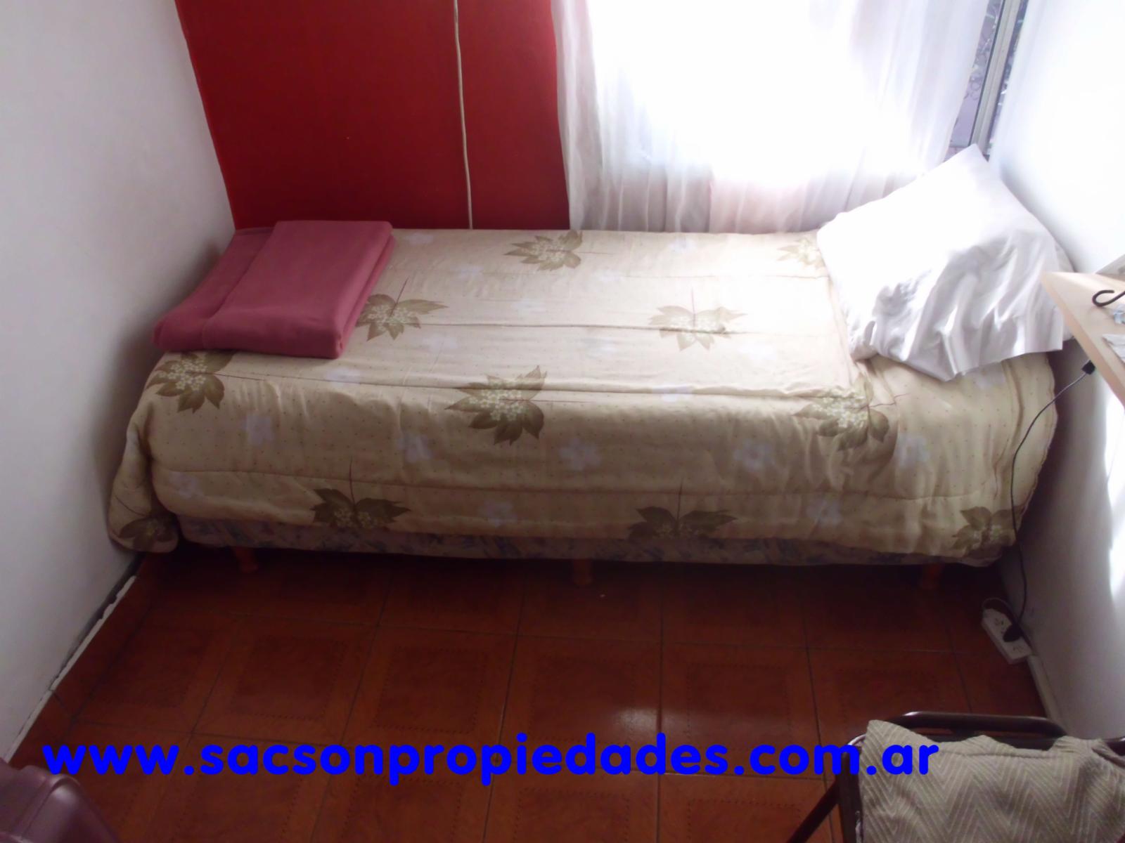 V567 Ciudadela venta Amplio lote 8.66 x 52.30 mts 4 cuadras Estacion - 8