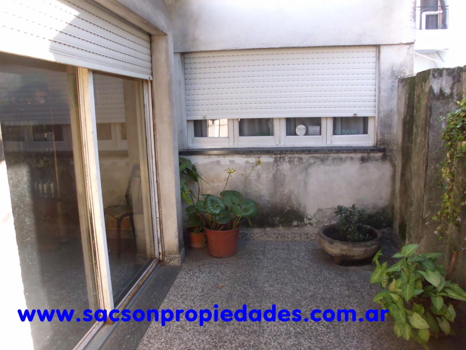 V567 Ciudadela venta Amplio lote 8.66 x 52.30 mts 4 cuadras Estacion - 10