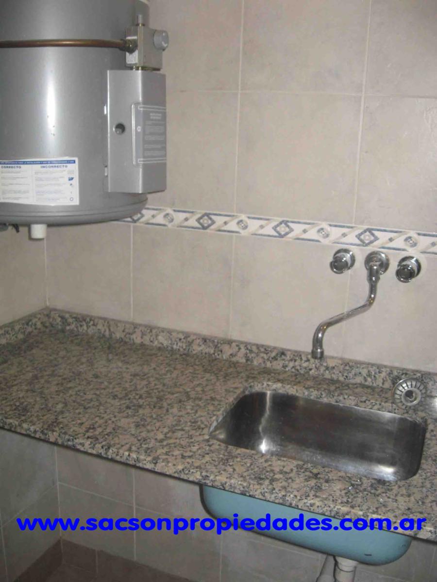 V585 Moron departamento 3 amb. con cochera oopcional. — foto 7