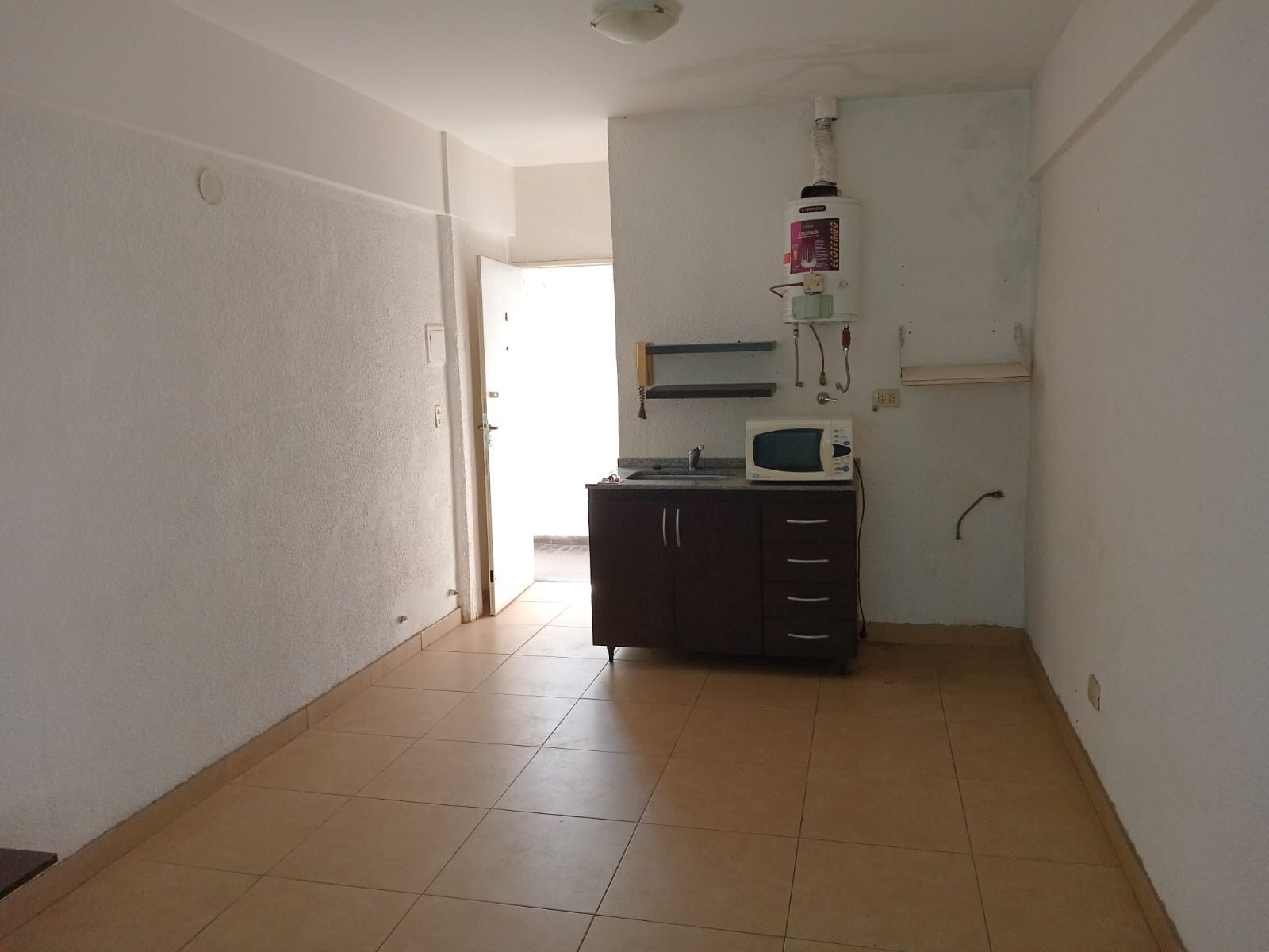 V466 Ramos Mejia departamento 1 amb. ideal uso profesional. — foto 7