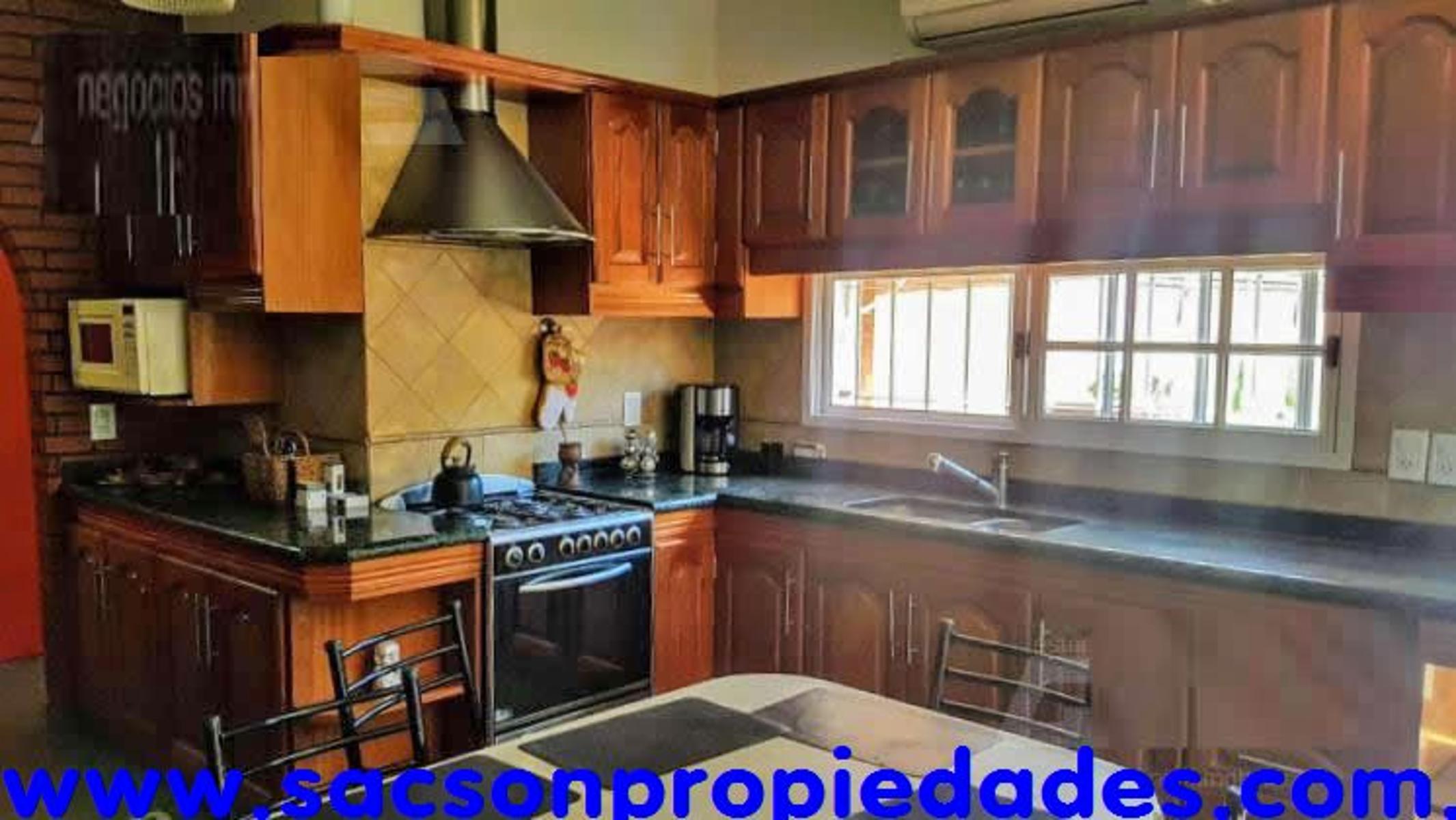 V626 Ituzaingo Venta Chalet 3 ambientes sobre Amplio Lote — foto 2