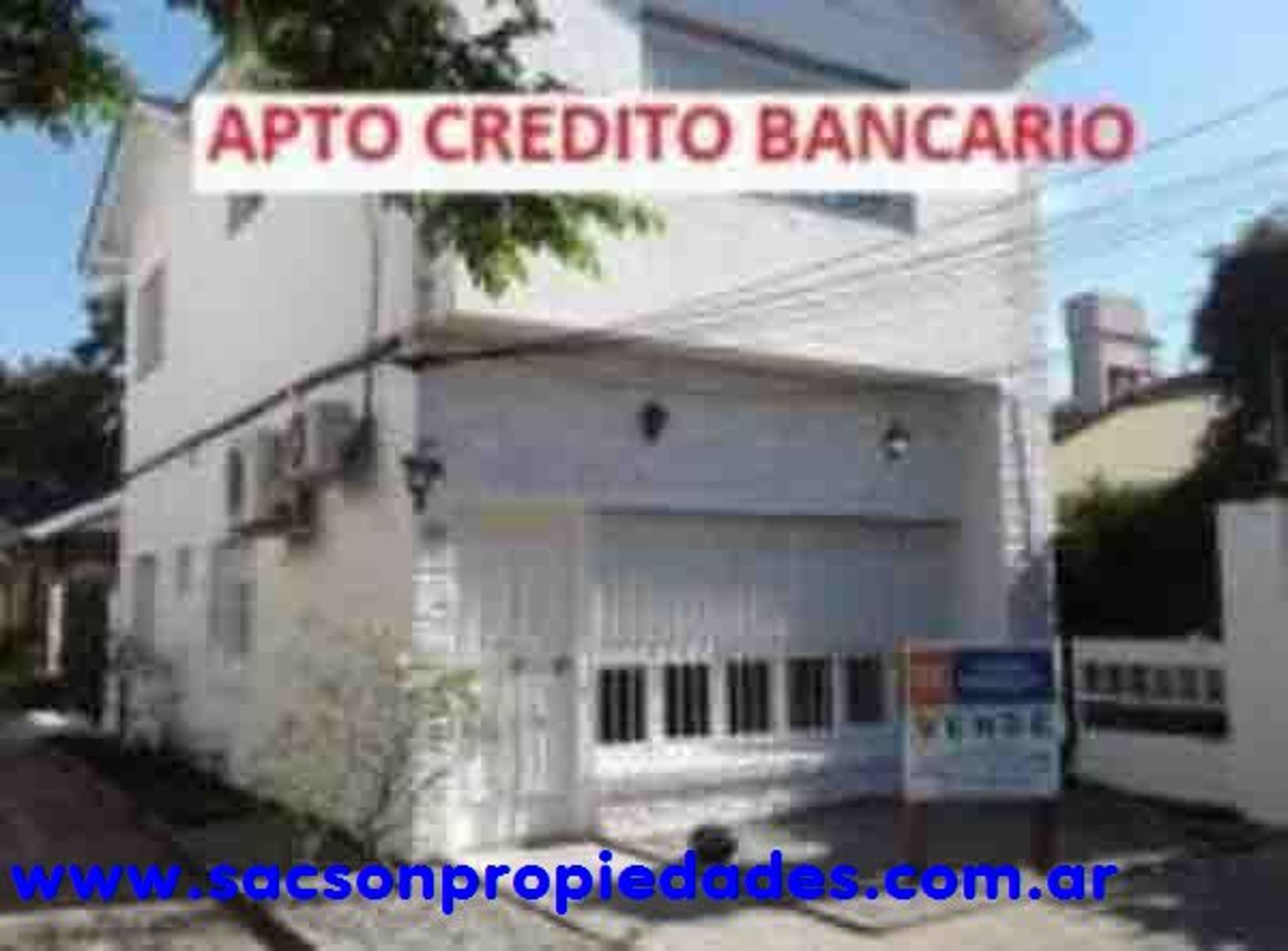 V611 Castelar Norte Venta PH 4 amb. a 2 cuadras Av. Sarmiento