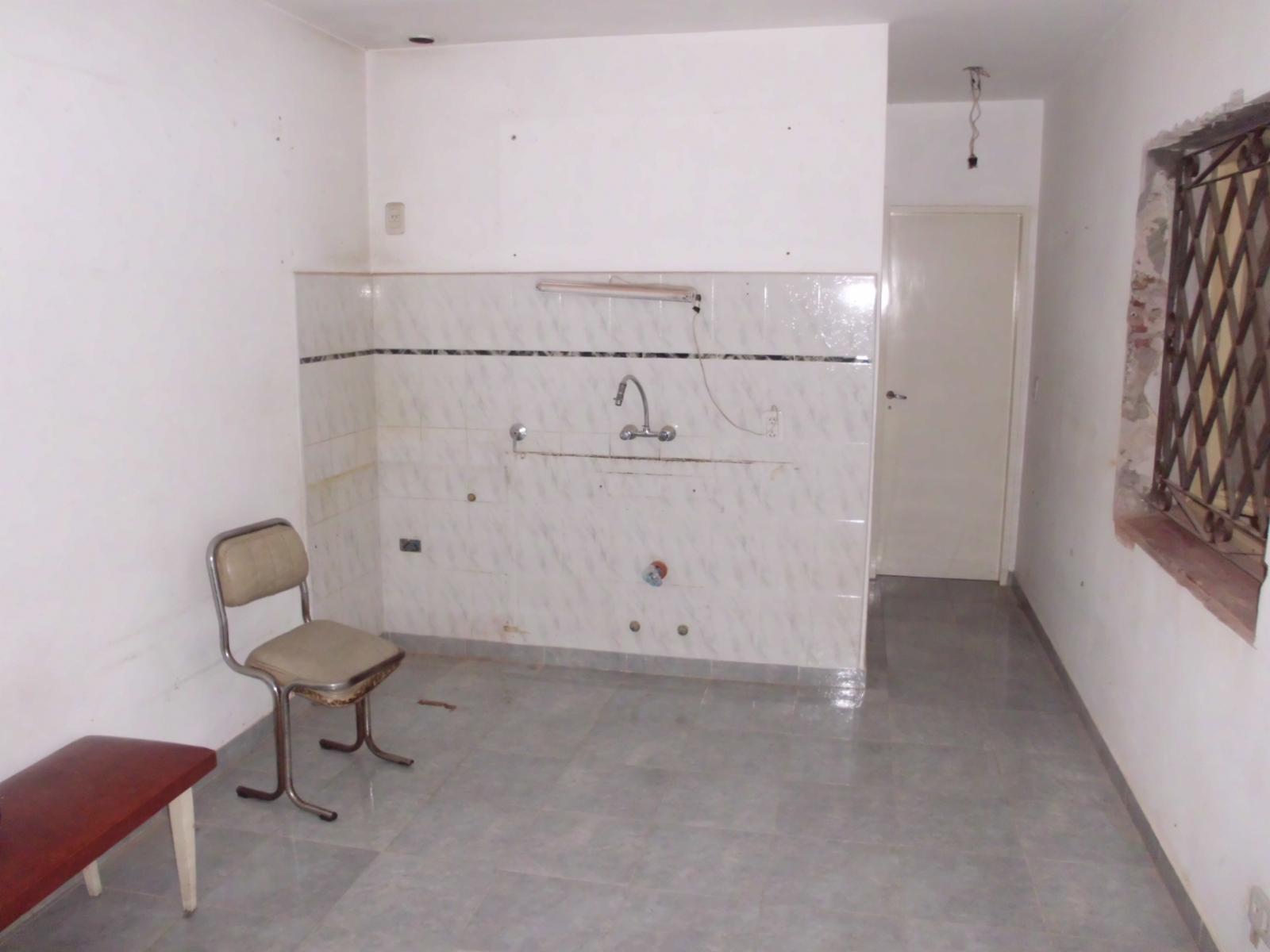 V403 Moron Venta CASA 4 amb y Departamento 2 amb. con patio — foto 9