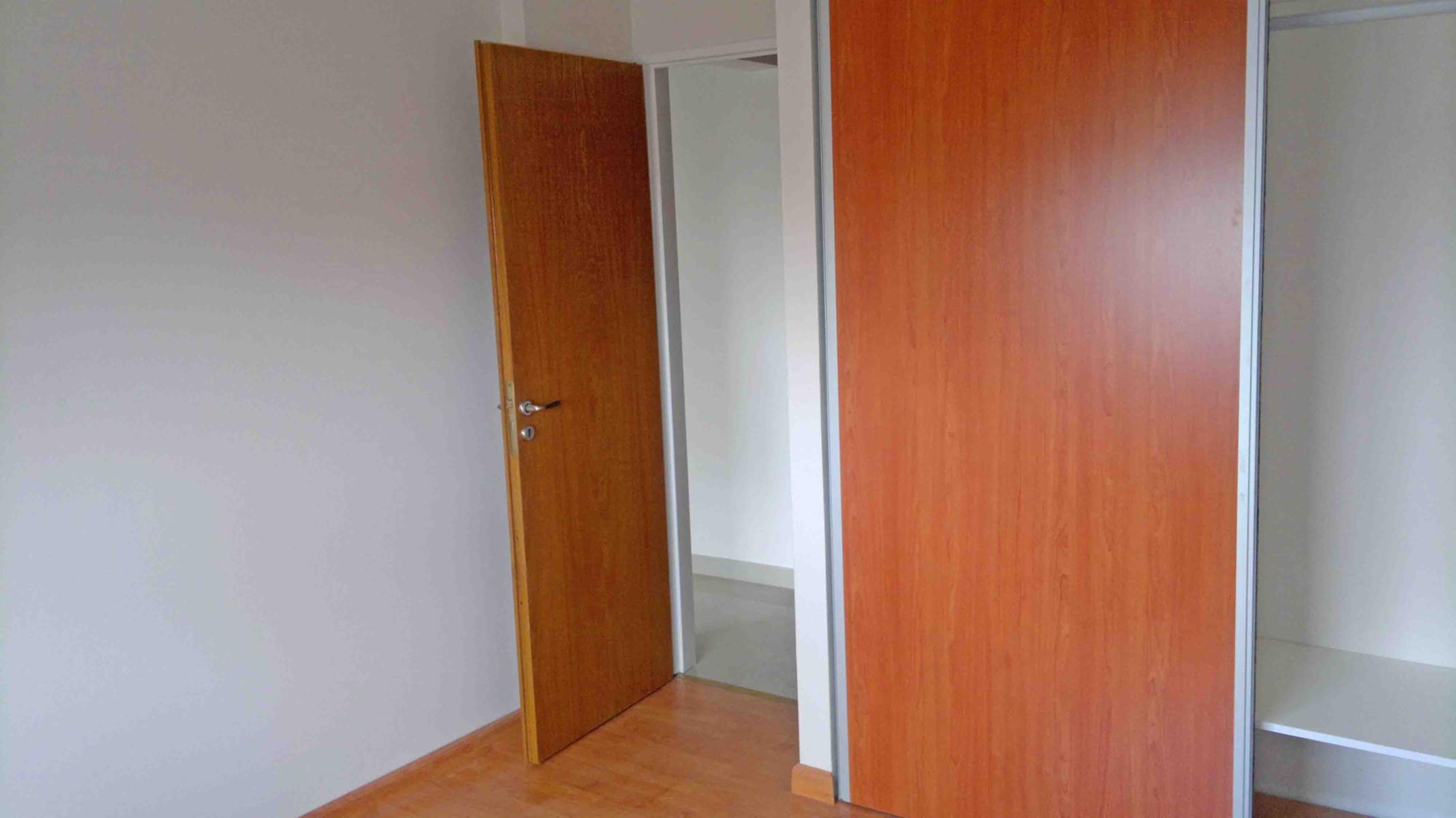 V647 Moron Venta Hermoso Departamento 2 amb. con balcon al frente Con renta — foto 10