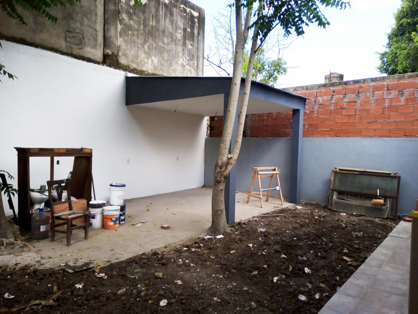 V665 Moron Oportunidad Casa en PH 3 amb. con Patio y Entrada de autos / Todo a nuevo — foto 4