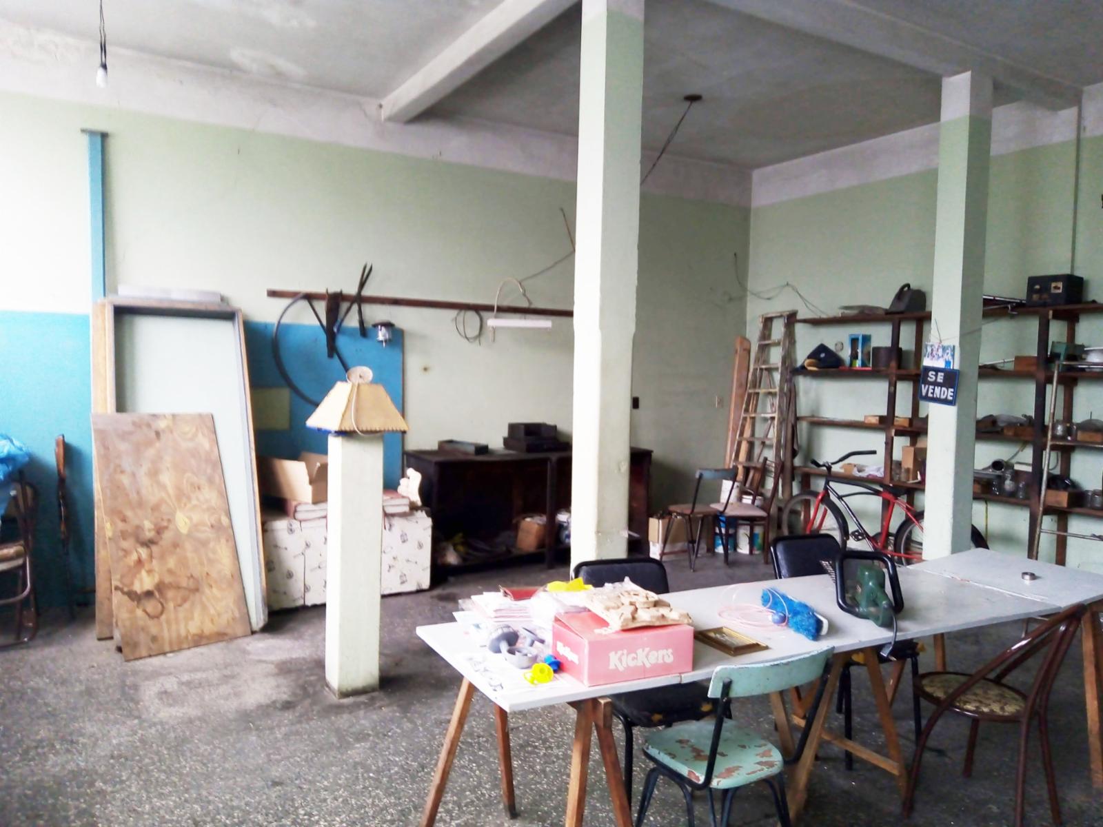 V700 Venta Jose Marmol Casa 4 Amb. con Garaje, Galpon y Fondo Libre Mas Local — foto 6