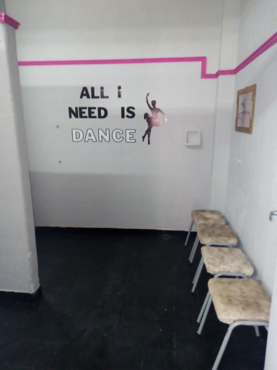 A454 Ramos Mejia Alquiler Temporario Salon Estudio Ensayos Clases — foto 5
