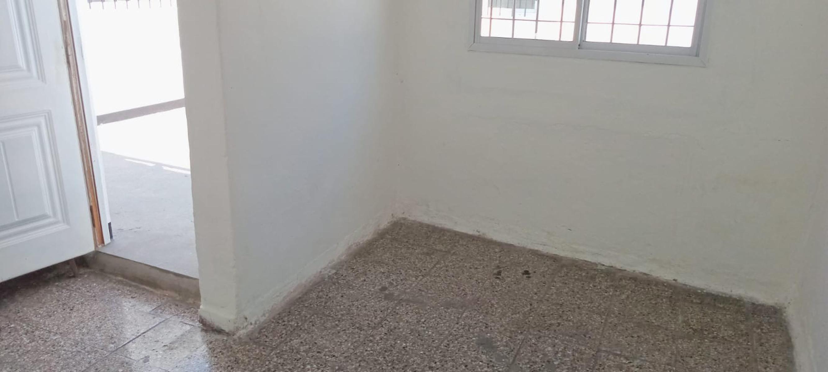 A504 San Justo Alquiler economico PH - Departamento 2 ambientes Sin expensas - 5