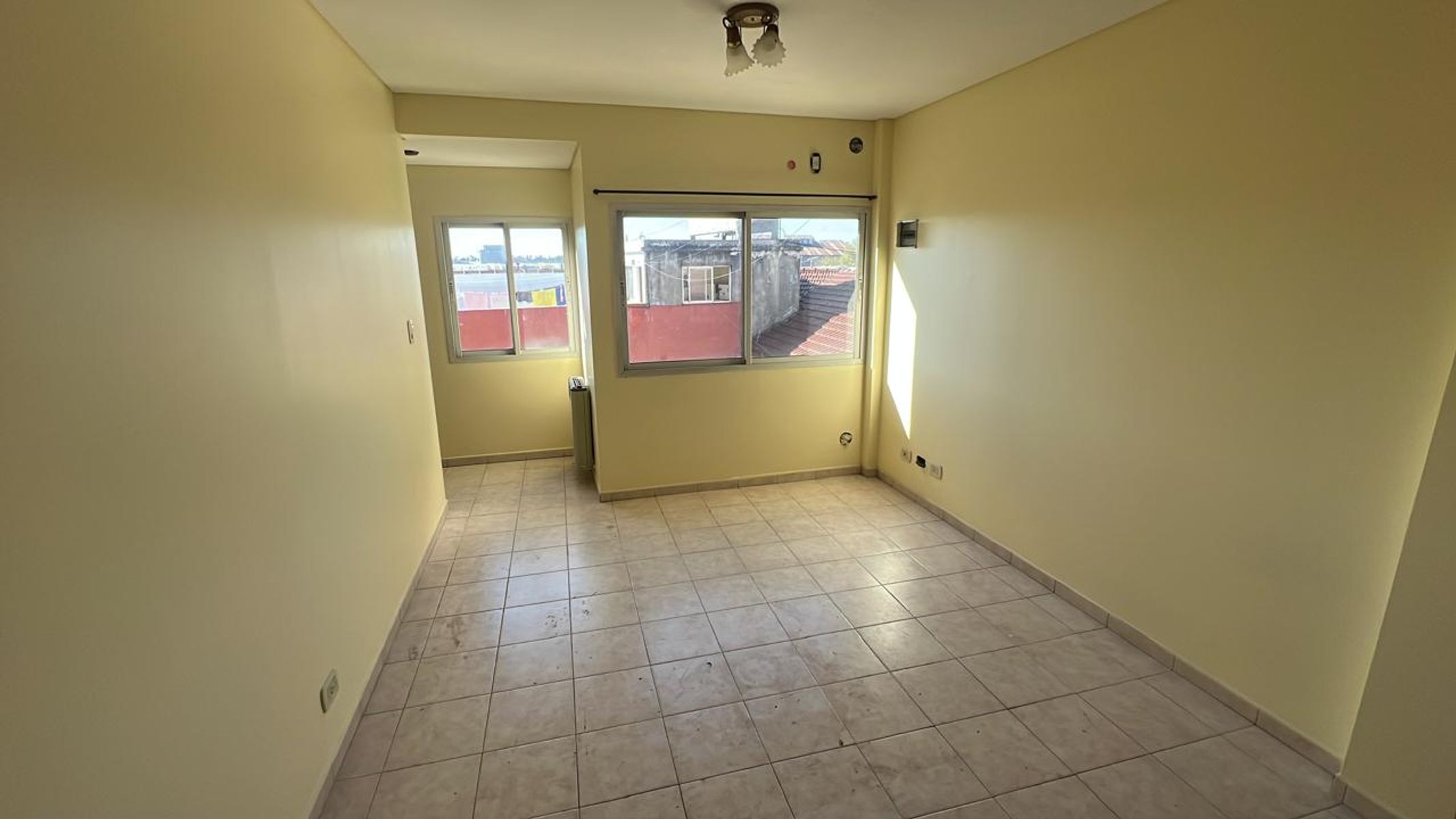 A305 San Justo Alquiler Luminoso Departamento 2 Ambientes - 2