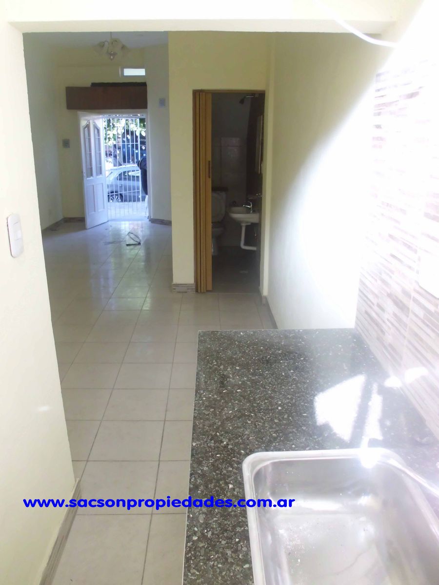 Alquiler Moron Departamento/PH 1 amb - 4