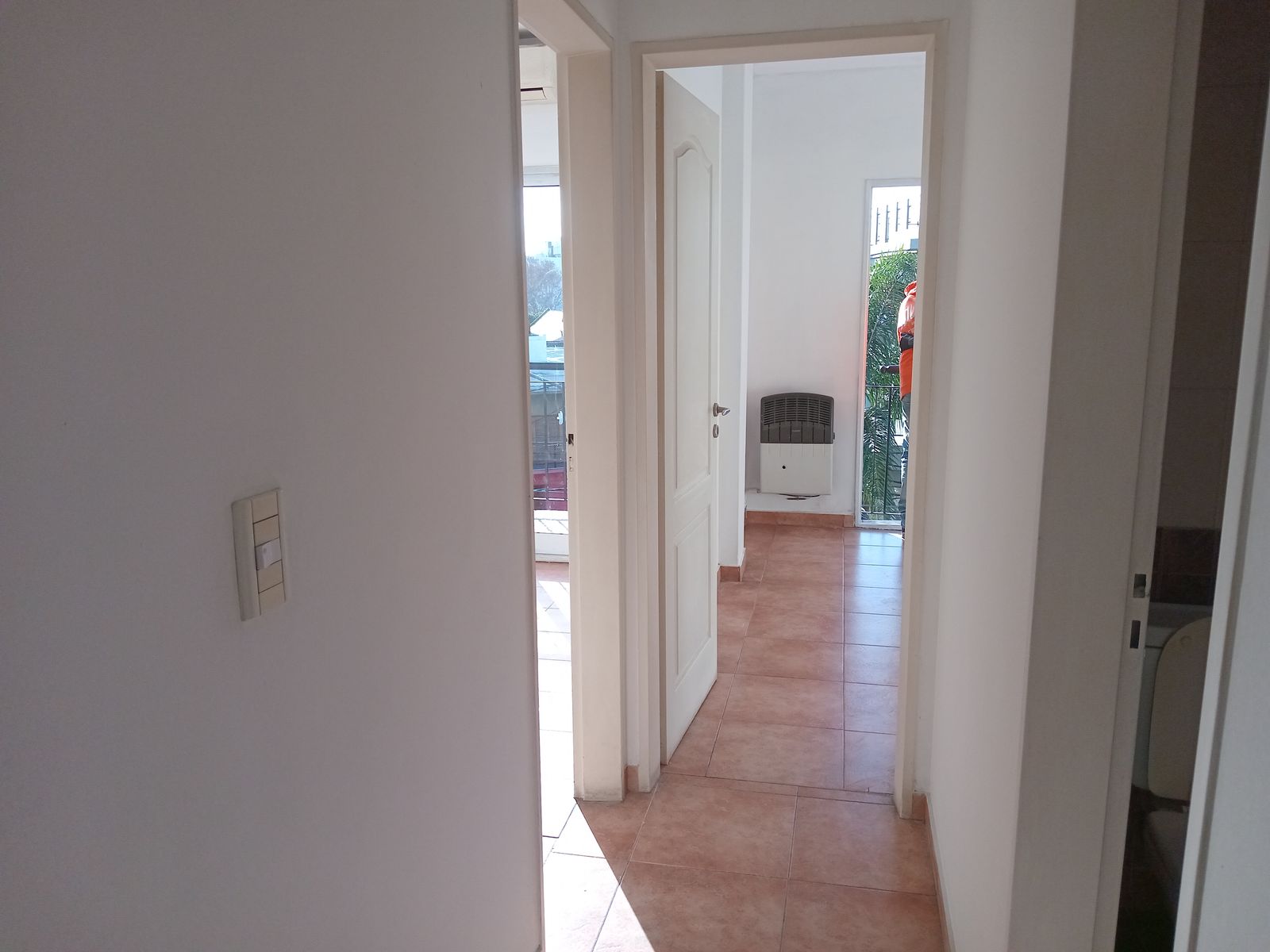 V727 Venta Ramos Mejia Departamento 3 ambientes sobre Av. de Mayo al 940 - 11