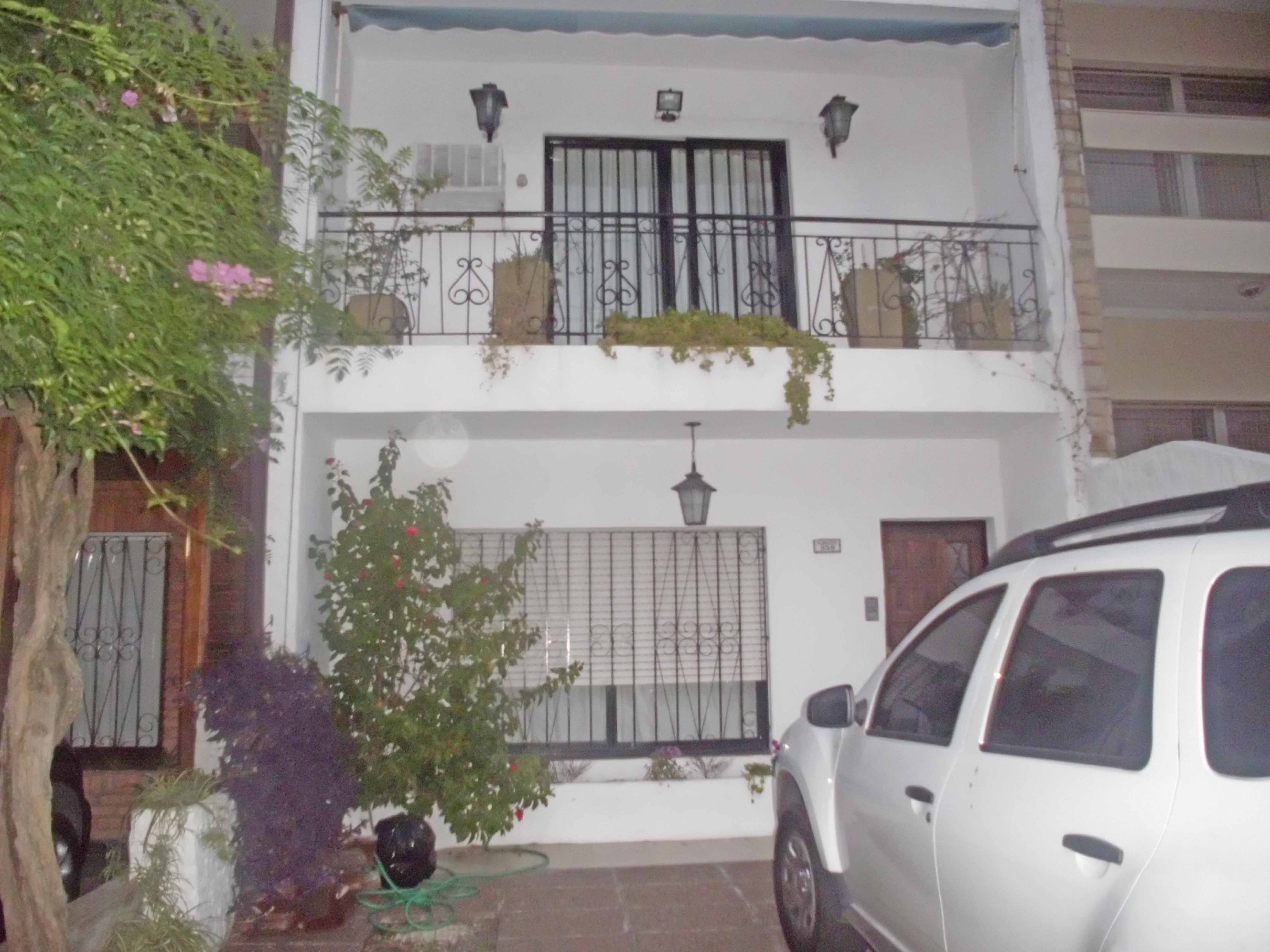 V402 Ramos Mejia Venta amplia Casa en PH 6 amb. en 2 plantas — foto 2