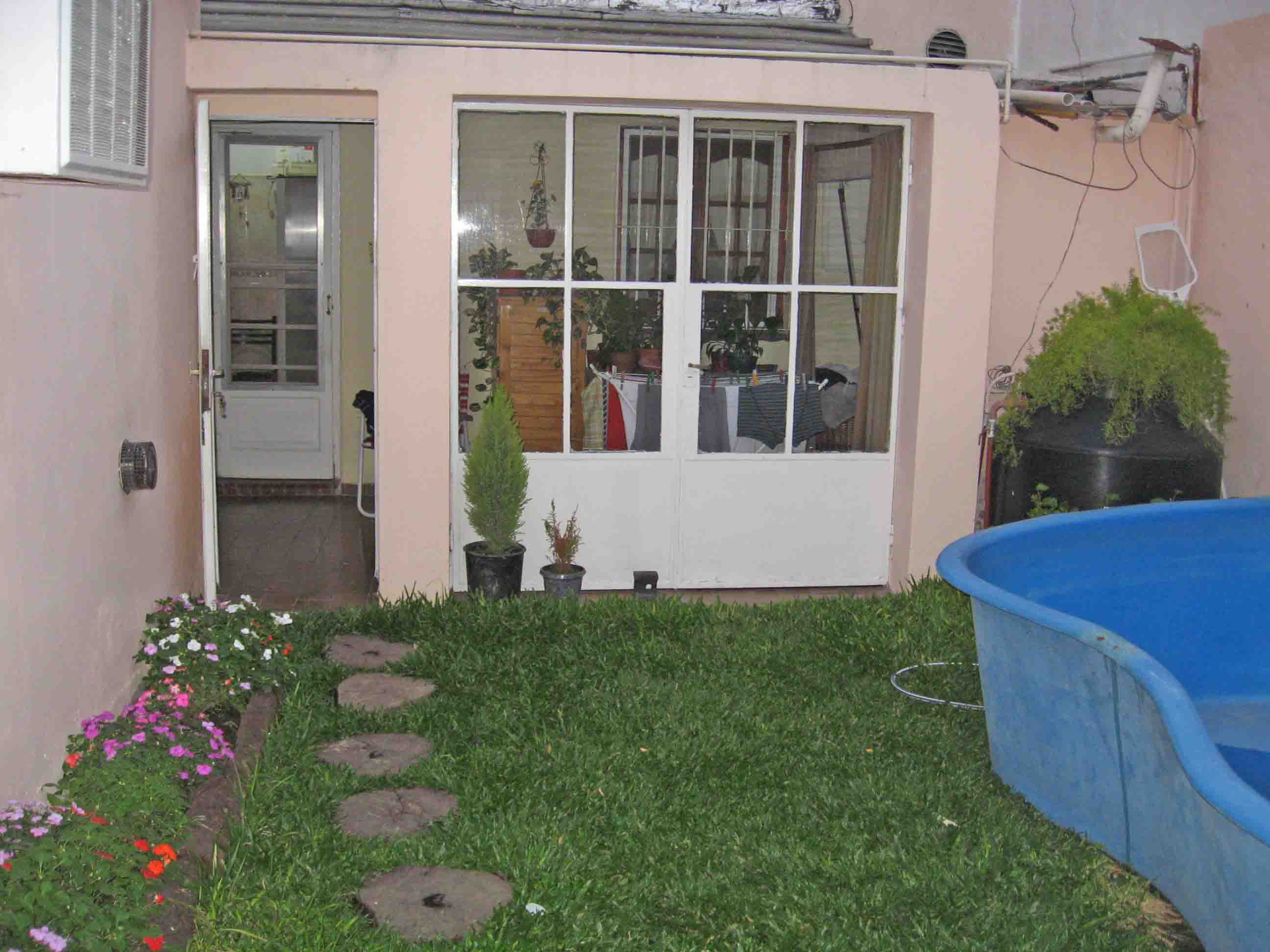 V138 Haedo Venta Casa en 2 plantas - 7 amb. con patio, quincho y garage A cuadras Estacion — foto 11
