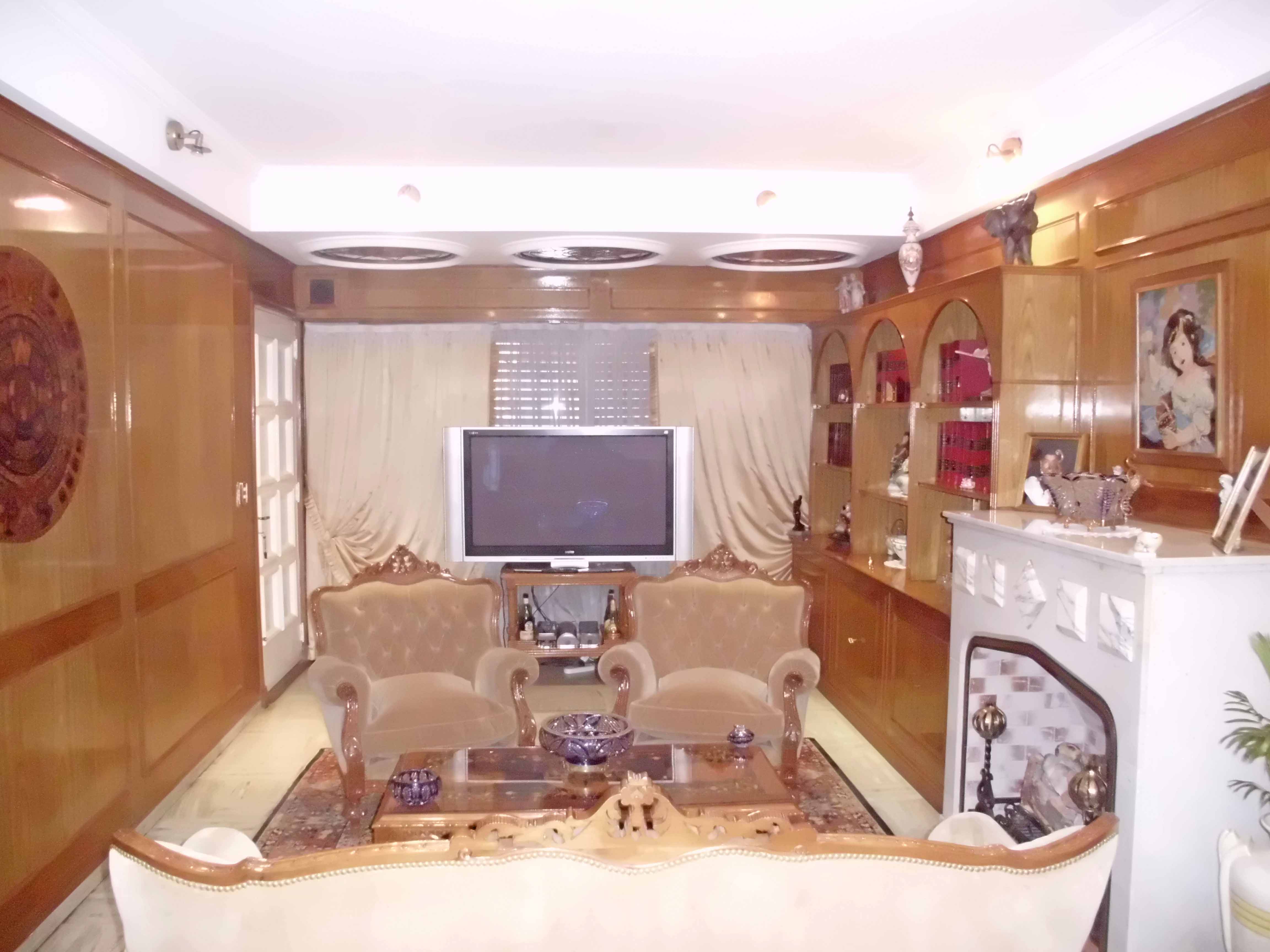 V378 Ramos Mejia Venta Explendido Chalet 6 amb. fondo parquizado, piscina, jardin de invierno, etc. — foto 3