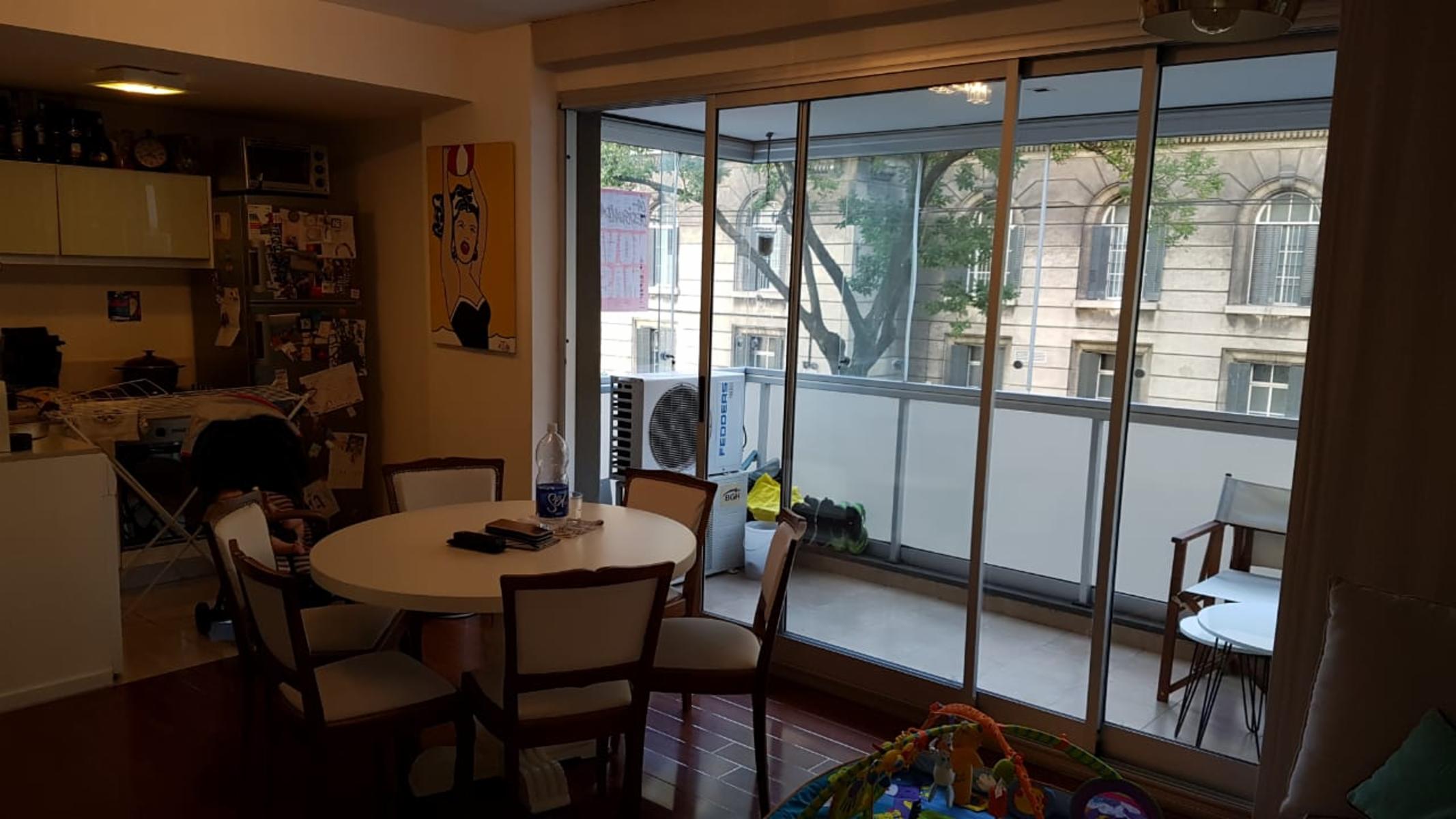 SE VENDE 2 AMB. AL FRENTE CON BALCÓN — foto 3
