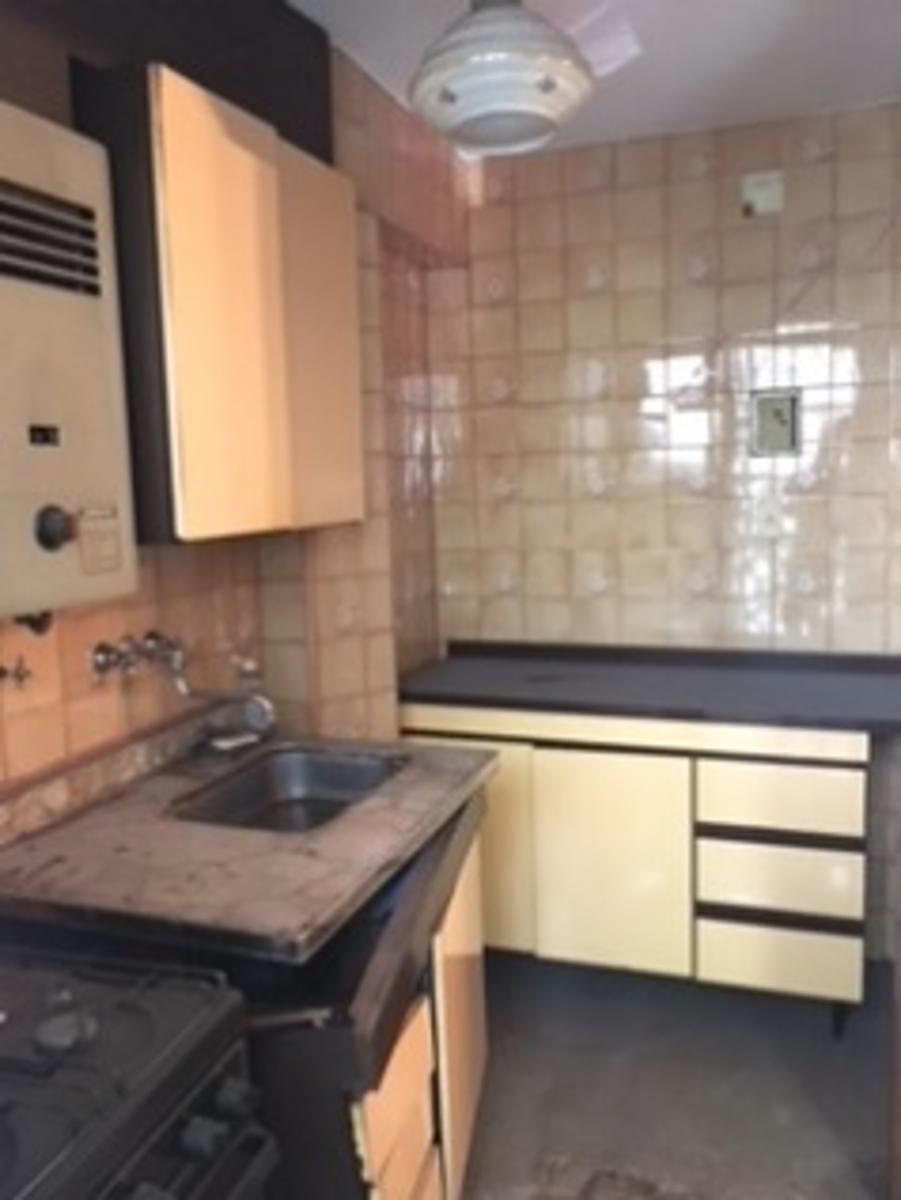 SE VENDE 3 AMB. CON BALCÓN — foto 8