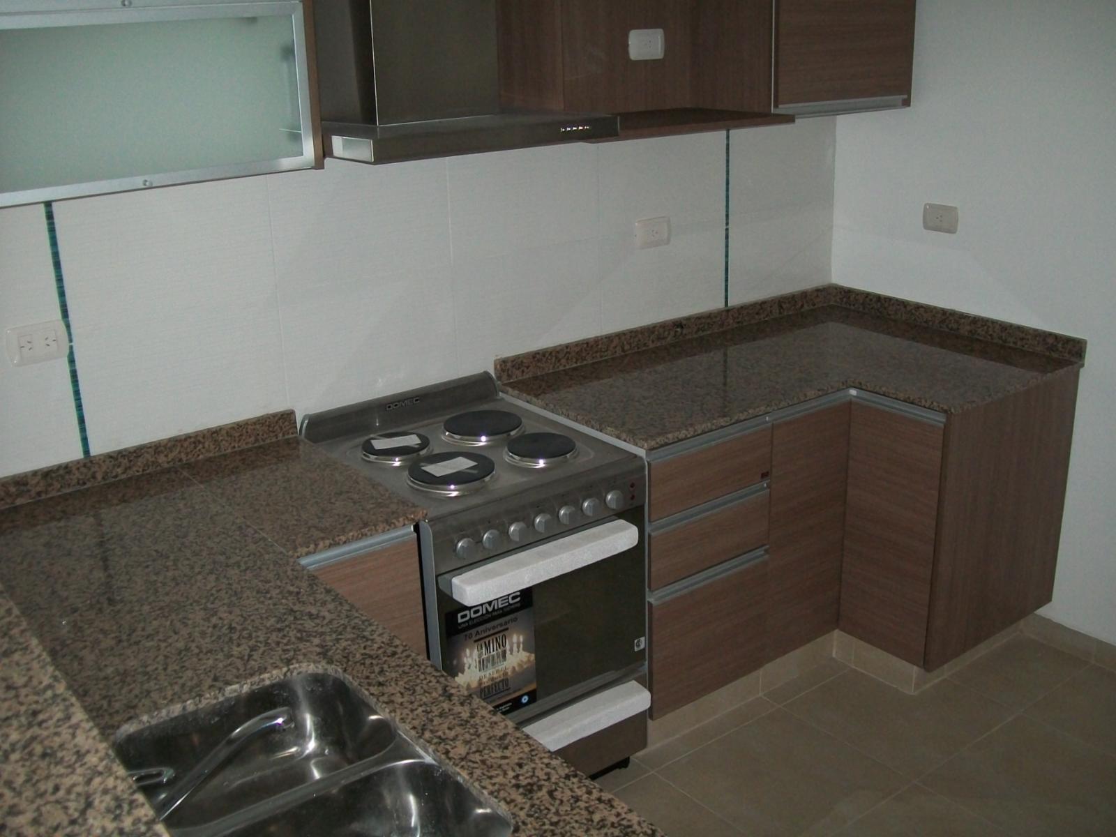 AMPLÍSIMO 2 AMBIENTES CON BALCON AL FRENTE TODO ELECTRICO GRAN CALIDAD EXELENTE ESTADO — foto 4