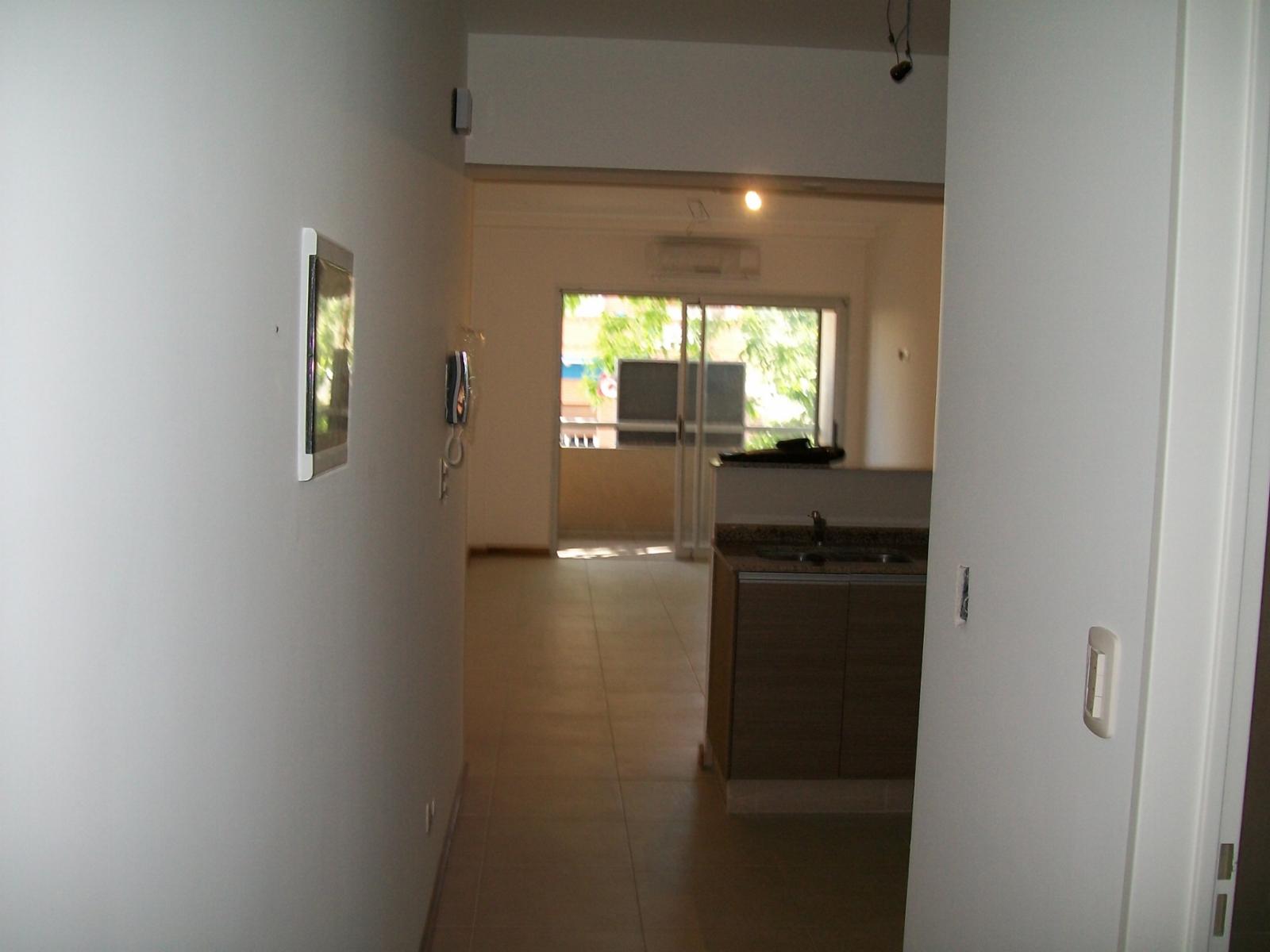 AMPLÍSIMO 2 AMBIENTES CON BALCON AL FRENTE TODO ELECTRICO GRAN CALIDAD EXELENTE ESTADO — foto 13