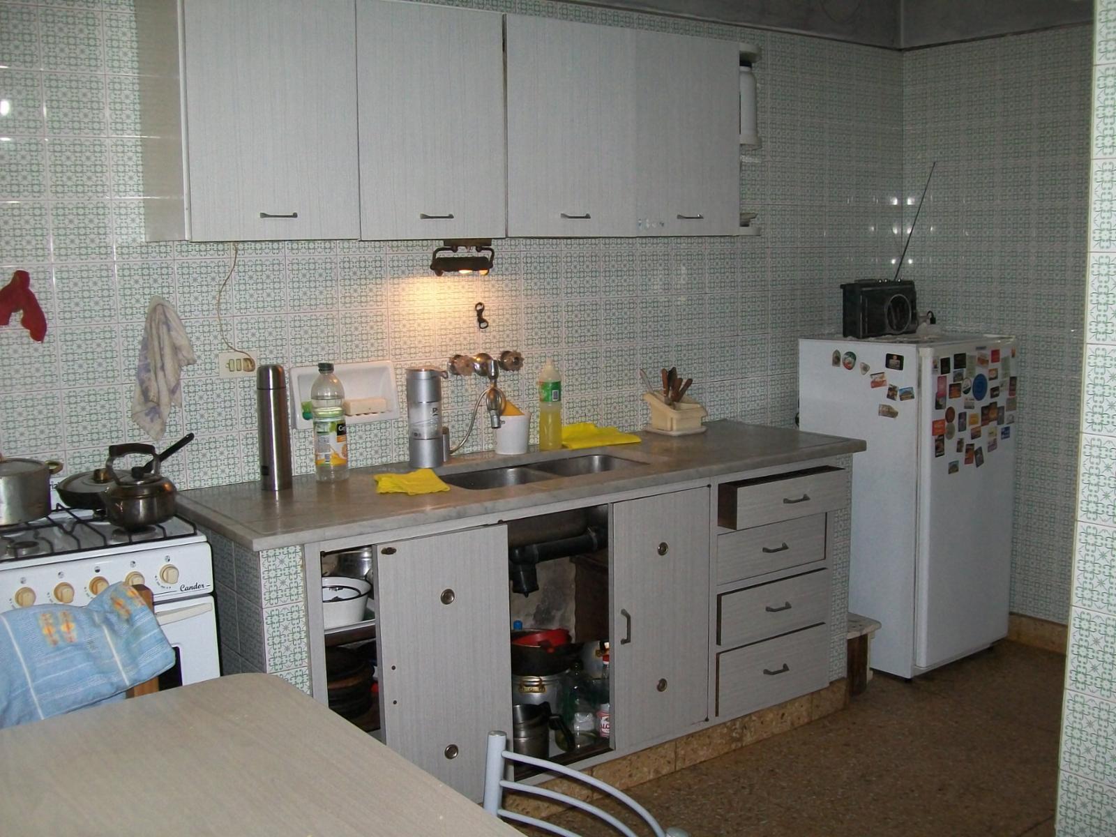 CASA 3 AMB. CON GARAGE - PATIO - TERRAZA - A RECICLAR - 8