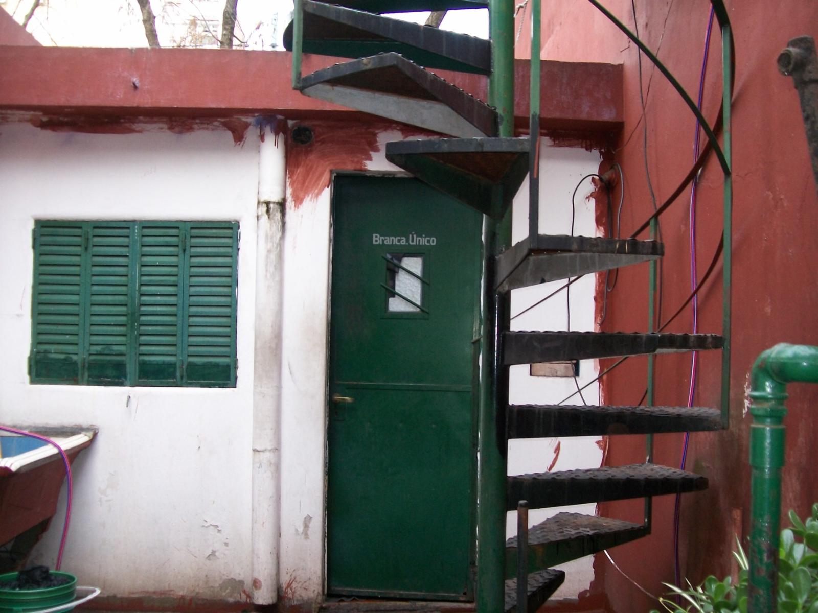 CASA 3 AMB. CON GARAGE - PATIO - TERRAZA - A RECICLAR - 15