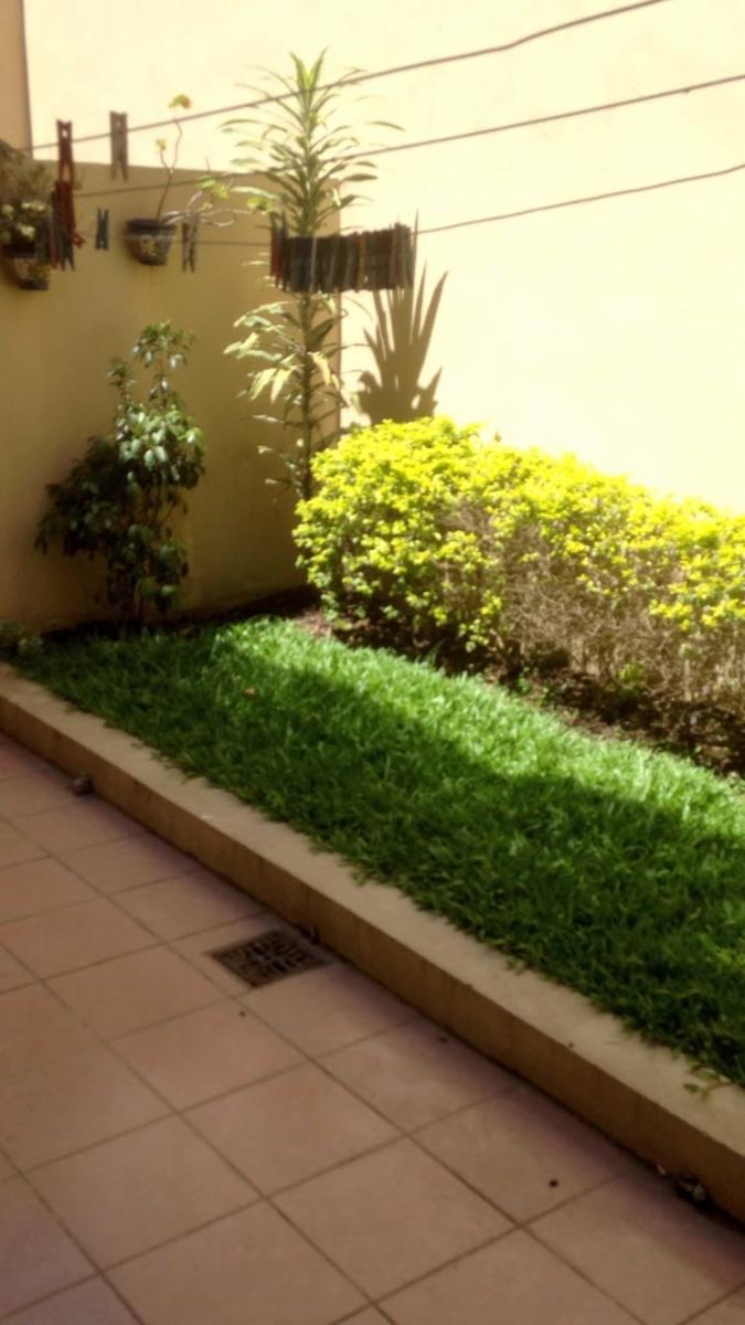 ESPECTACULAR PH 9 AÑOS CON PATIO - PARRILLA Y JARDÍN AL FONDO IMPECABLE — foto 9